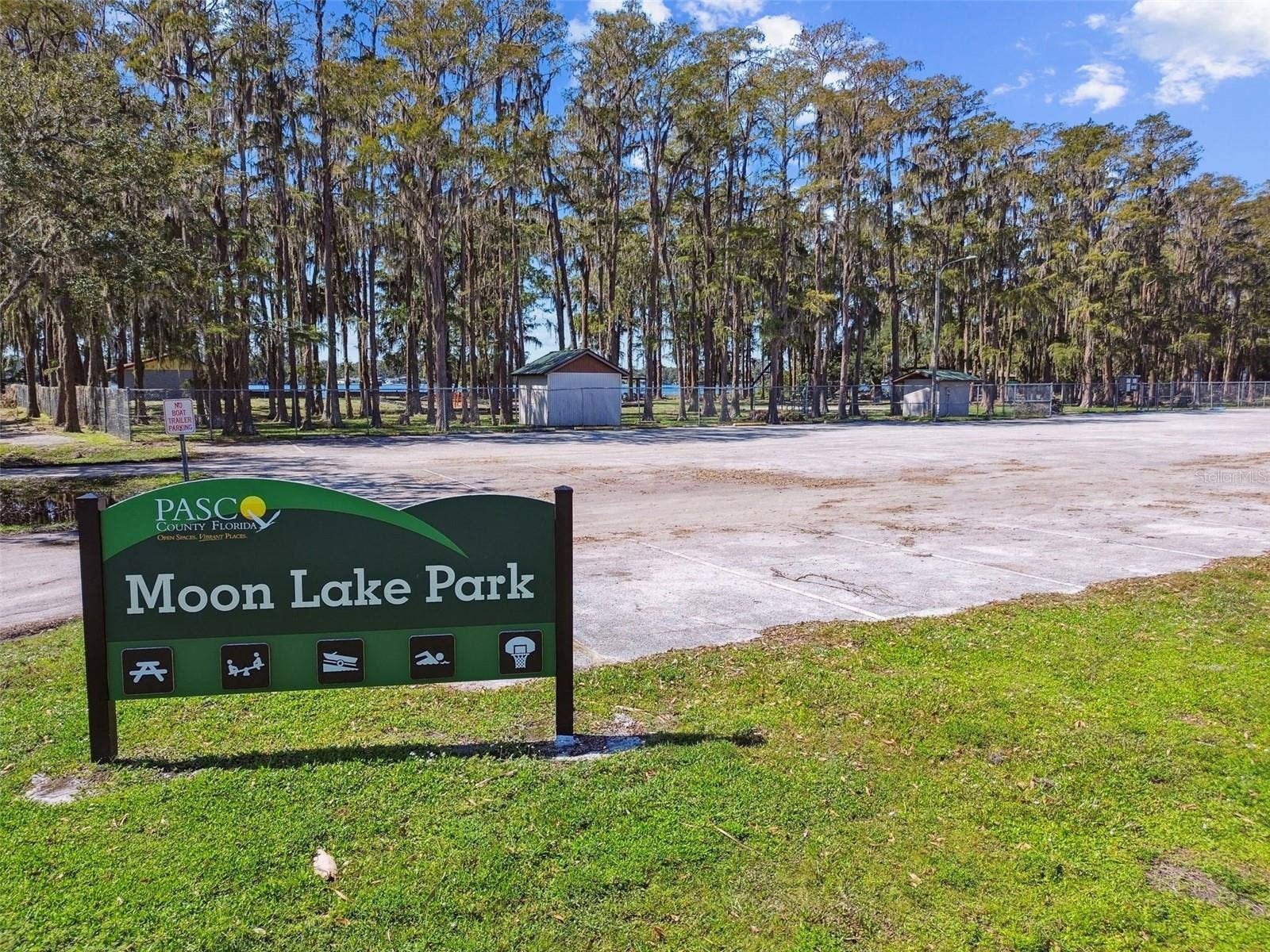 12527 LACEY DRIVE, New Port Richey, FL 34654 12527 LACEY DRIVE, New Port Richey, FL 34654