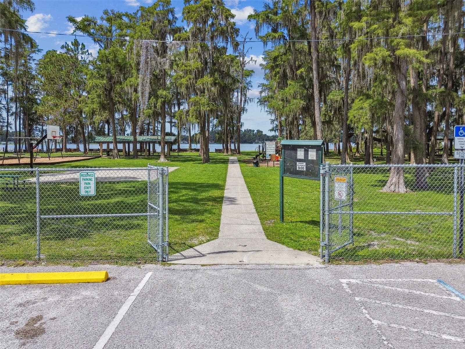 12527 LACEY DRIVE, New Port Richey, FL 34654 12527 LACEY DRIVE, New Port Richey, FL 34654