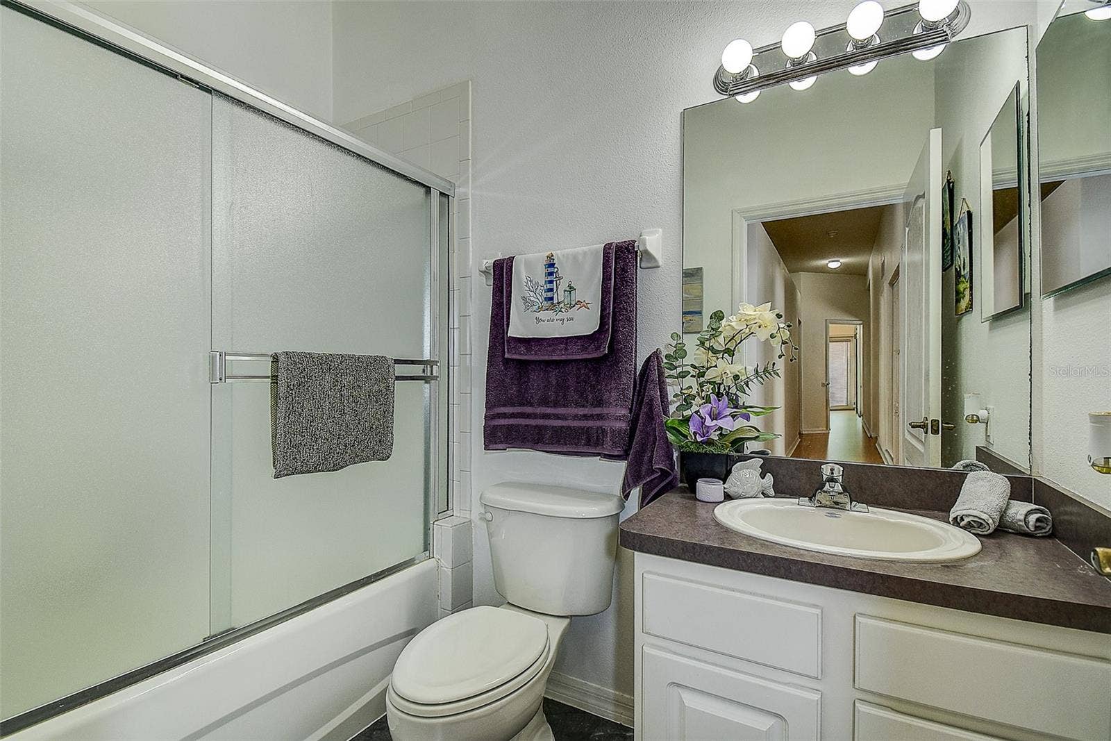 624 N LAKE BOULEVARD, Tarpon Springs, FL 34689 624 N LAKE BOULEVARD, Tarpon Springs, FL 34689