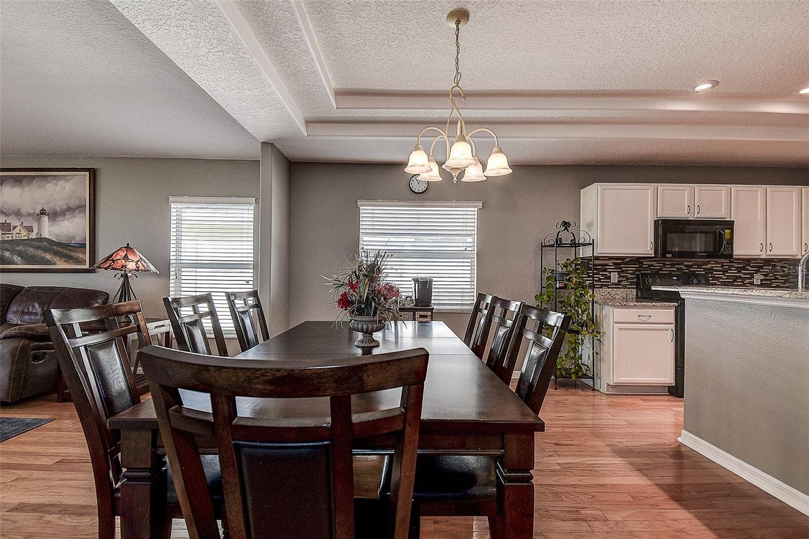 624 N LAKE BOULEVARD, Tarpon Springs, FL 34689 624 N LAKE BOULEVARD, Tarpon Springs, FL 34689