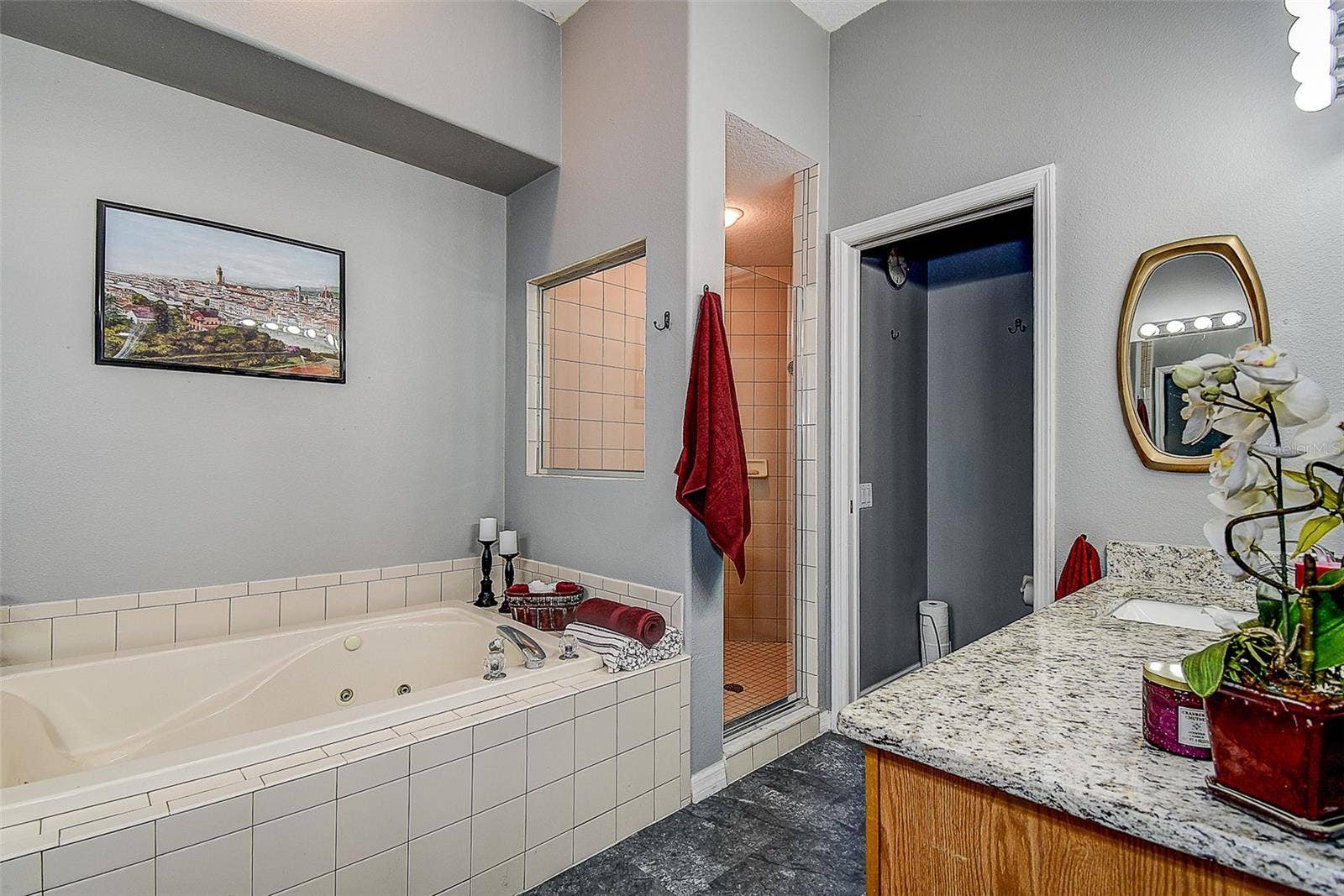 624 N LAKE BOULEVARD, Tarpon Springs, FL 34689 624 N LAKE BOULEVARD, Tarpon Springs, FL 34689