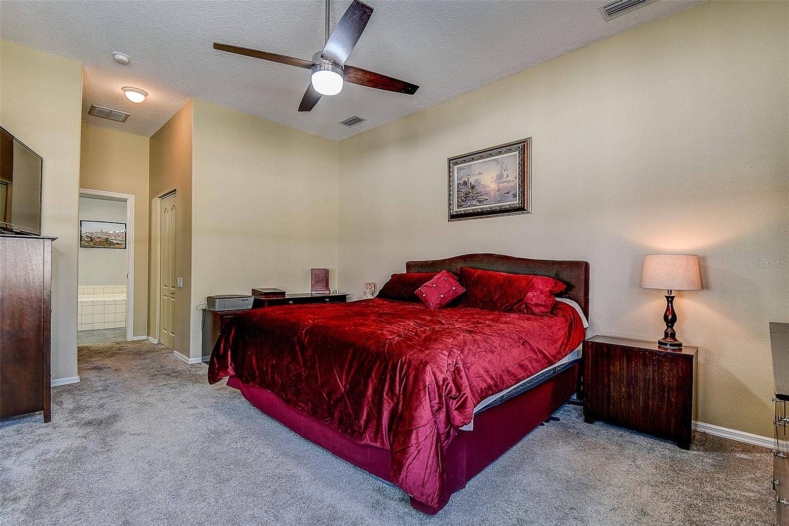 624 N LAKE BOULEVARD, Tarpon Springs, FL 34689 624 N LAKE BOULEVARD, Tarpon Springs, FL 34689