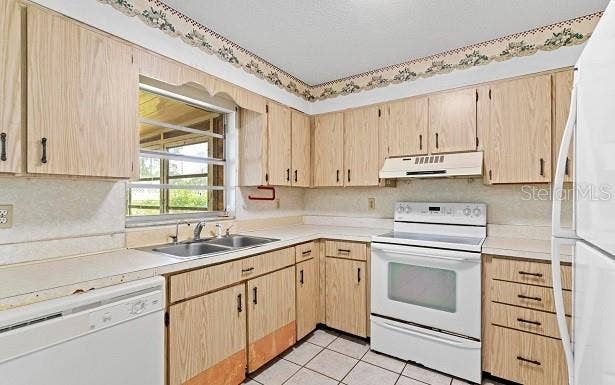 6235 OGBURN STREET, Brooksville, FL 34602 6235 OGBURN STREET, Brooksville, FL 34602