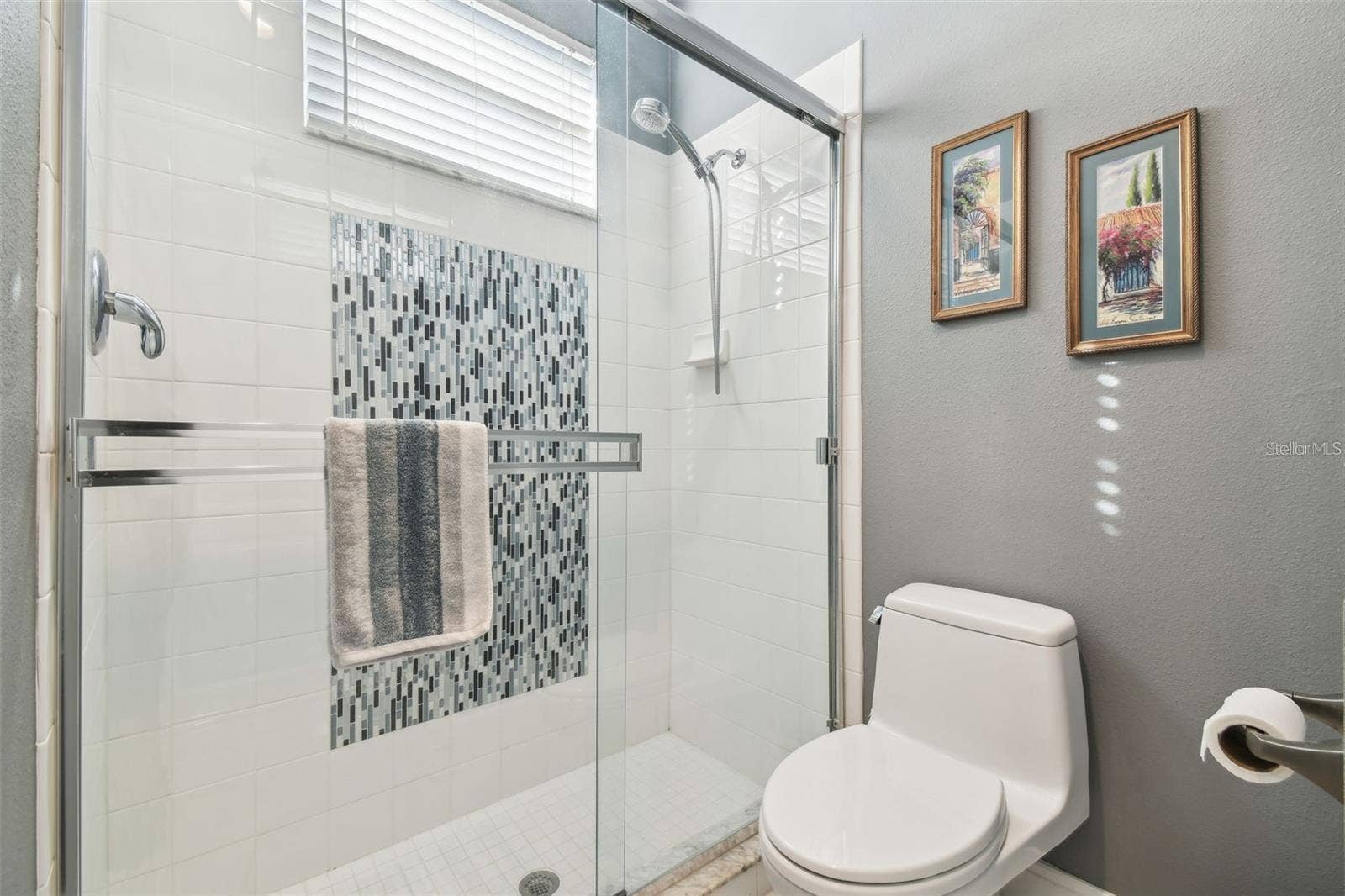 18325 DAVENTRY COURT, Hudson, FL 34667 pool bath