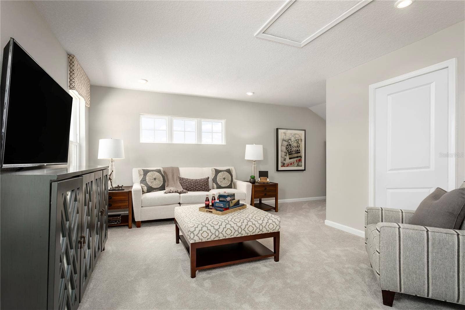 1075 OCEAN LODGE ROAD, Lady Lake, FL 32159