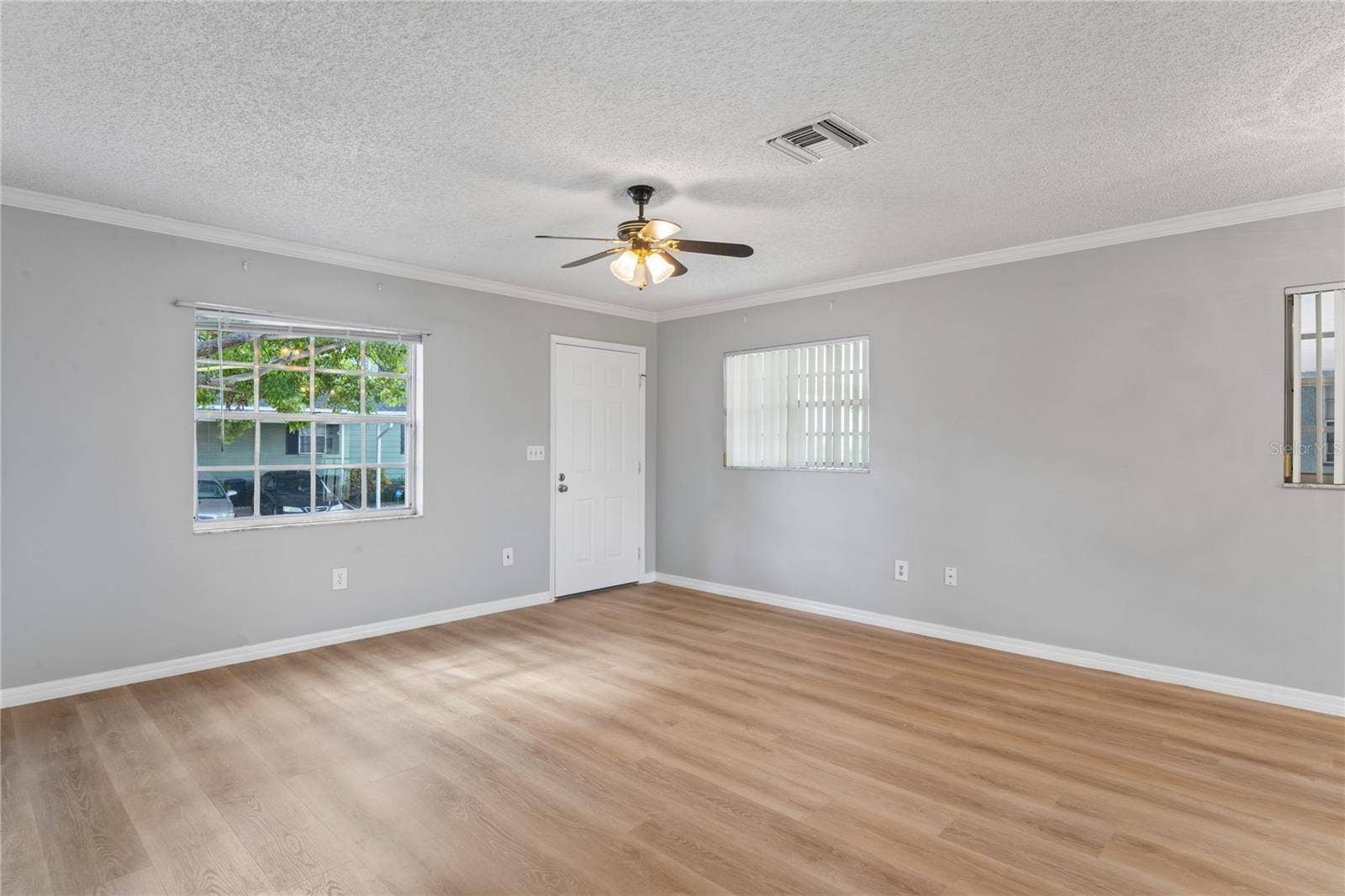 6707 HICKORYWOOD LANE, #3B, New Port Richey, FL 34653 6707 HICKORYWOOD LANE, #3B, New Port Richey, FL 34653