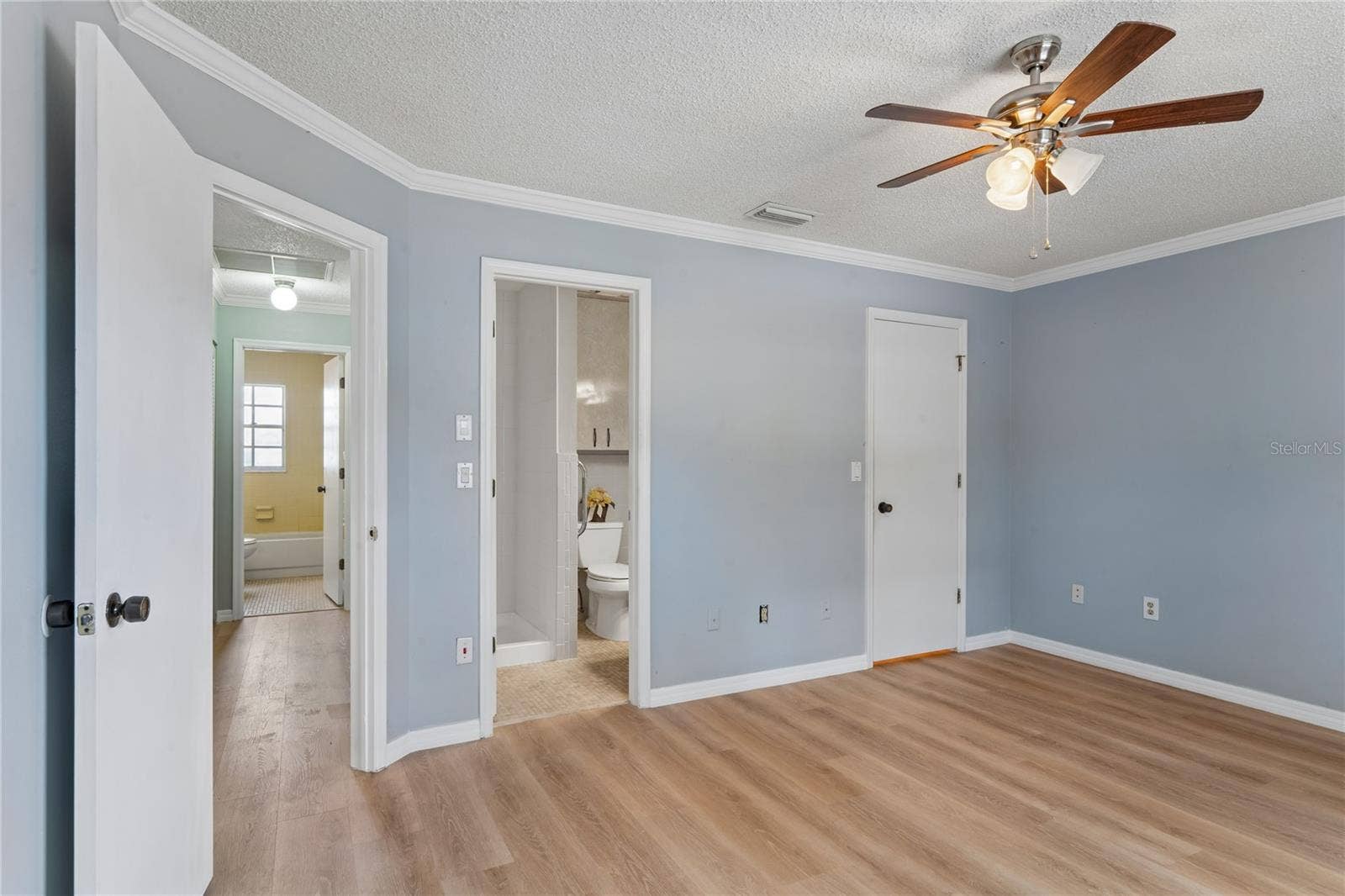 6707 HICKORYWOOD LANE, #3B, New Port Richey, FL 34653 6707 HICKORYWOOD LANE, #3B, New Port Richey, FL 34653