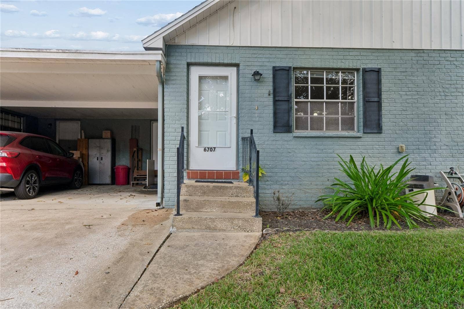 6707 HICKORYWOOD LANE, #3B, New Port Richey, FL 34653 6707 HICKORYWOOD LANE, #3B, New Port Richey, FL 34653