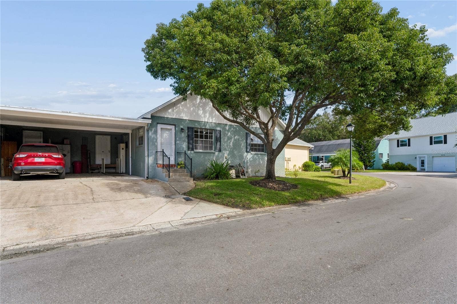 6707 HICKORYWOOD LANE, #3B, New Port Richey, FL 34653 6707 HICKORYWOOD LANE, #3B, New Port Richey, FL 34653