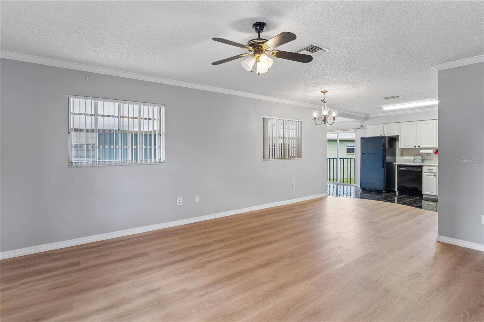 6707 HICKORYWOOD LANE, #3B, New Port Richey, FL 34653 6707 HICKORYWOOD LANE, #3B, New Port Richey, FL 34653