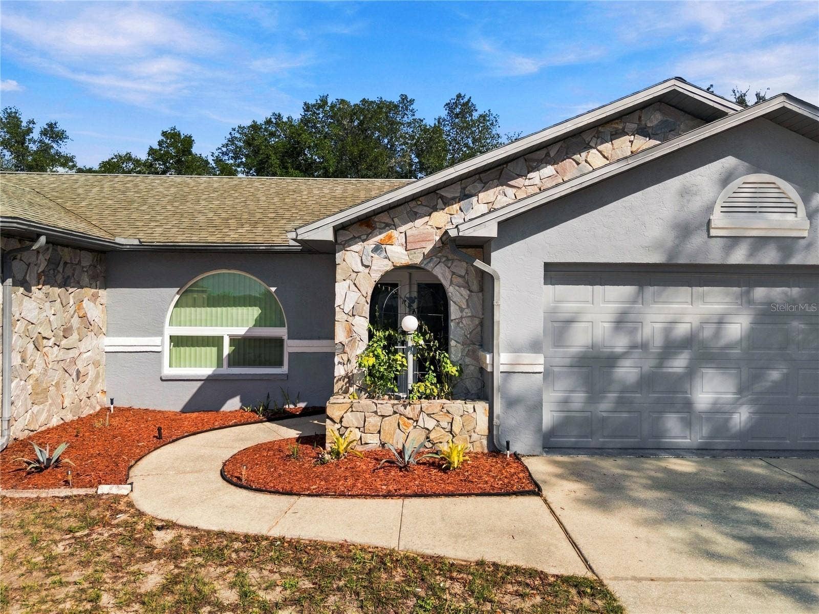 8382 PINEWOOD AVENUE, Brooksville, FL 34613 8382 PINEWOOD AVENUE, Brooksville, FL 34613