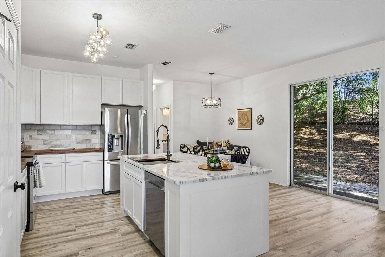 1305 WINDY BLUFF DRIVE, Minneola, FL 34715