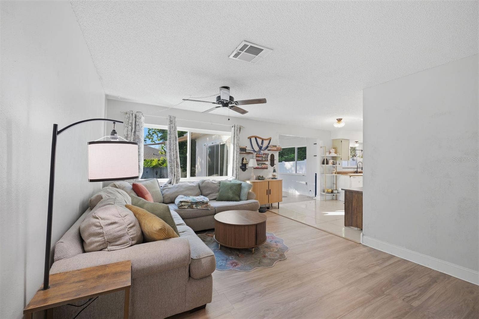 10048 AMIDON STREET, Spring Hill, FL 34608 Living/Dining