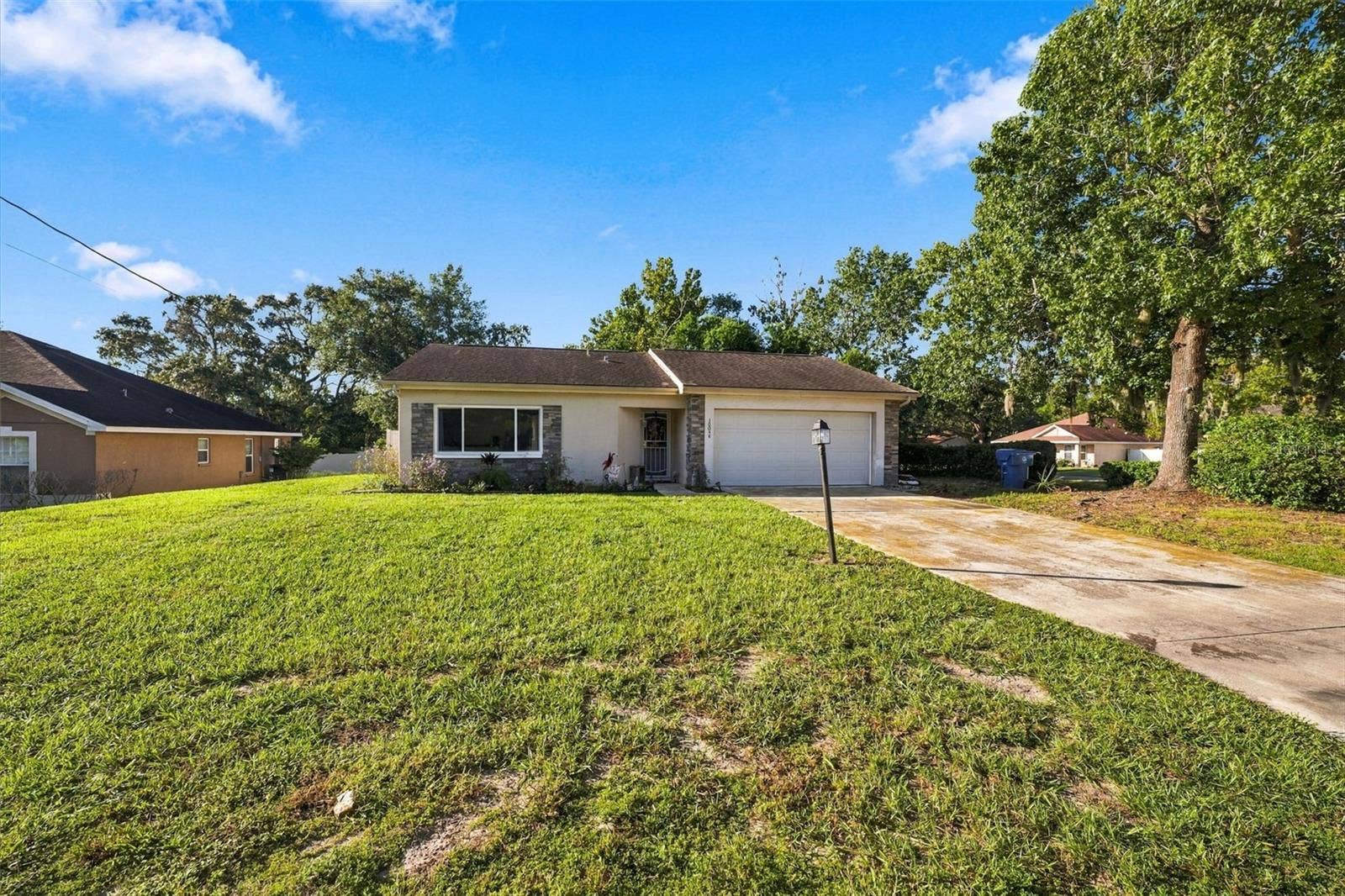 10048 AMIDON STREET, Spring Hill, FL 34608 Front Exterior