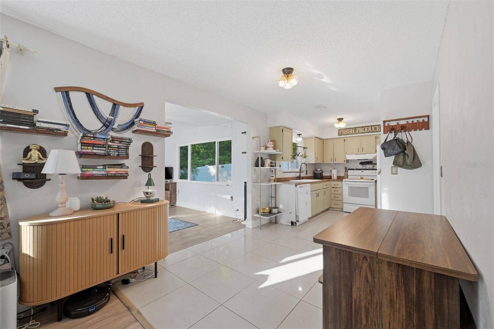 10048 AMIDON STREET, Spring Hill, FL 34608 Dining/Kitchen