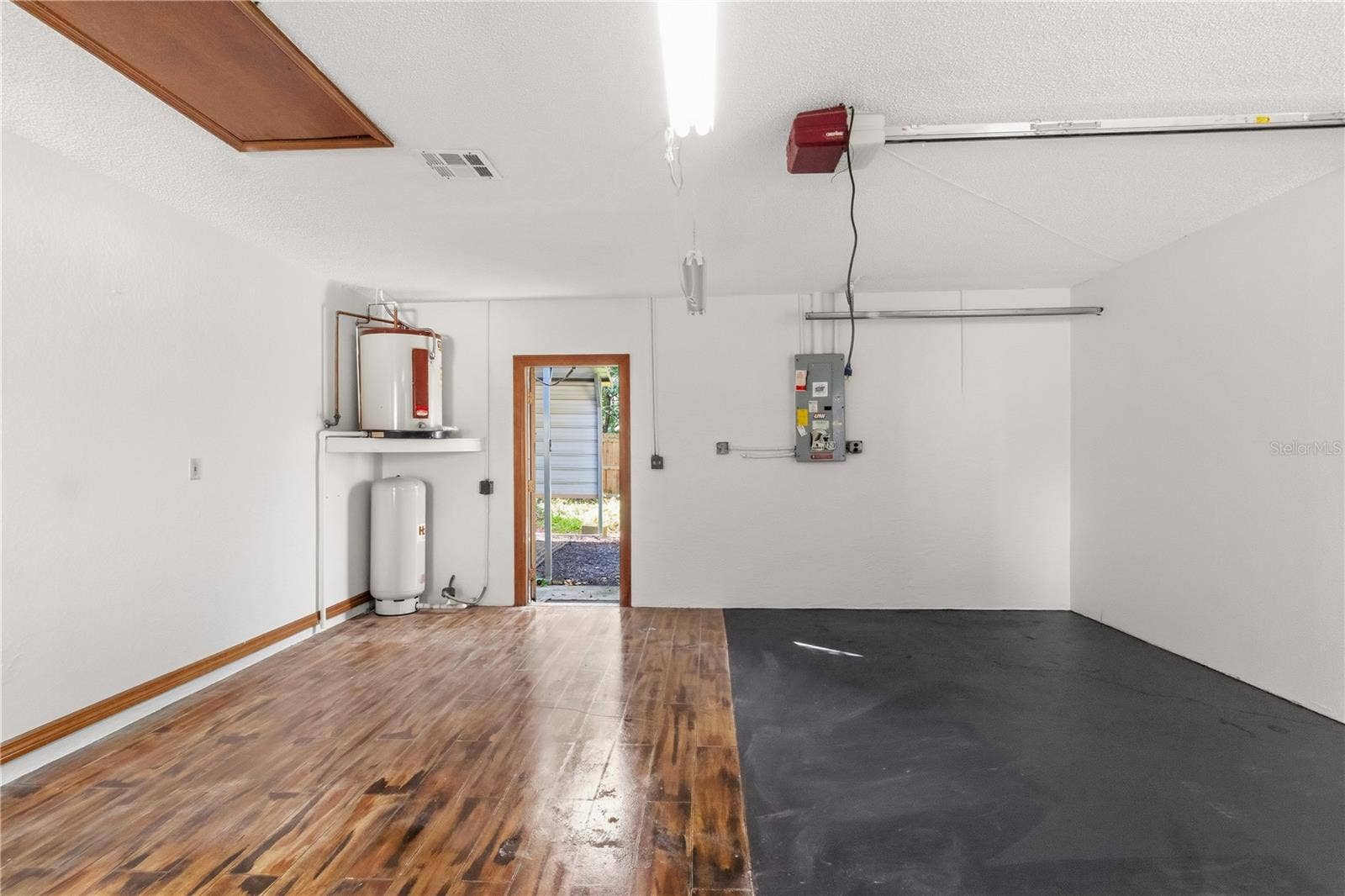 18644 FURMAN DRIVE, Spring Hill, FL 34610 Garage