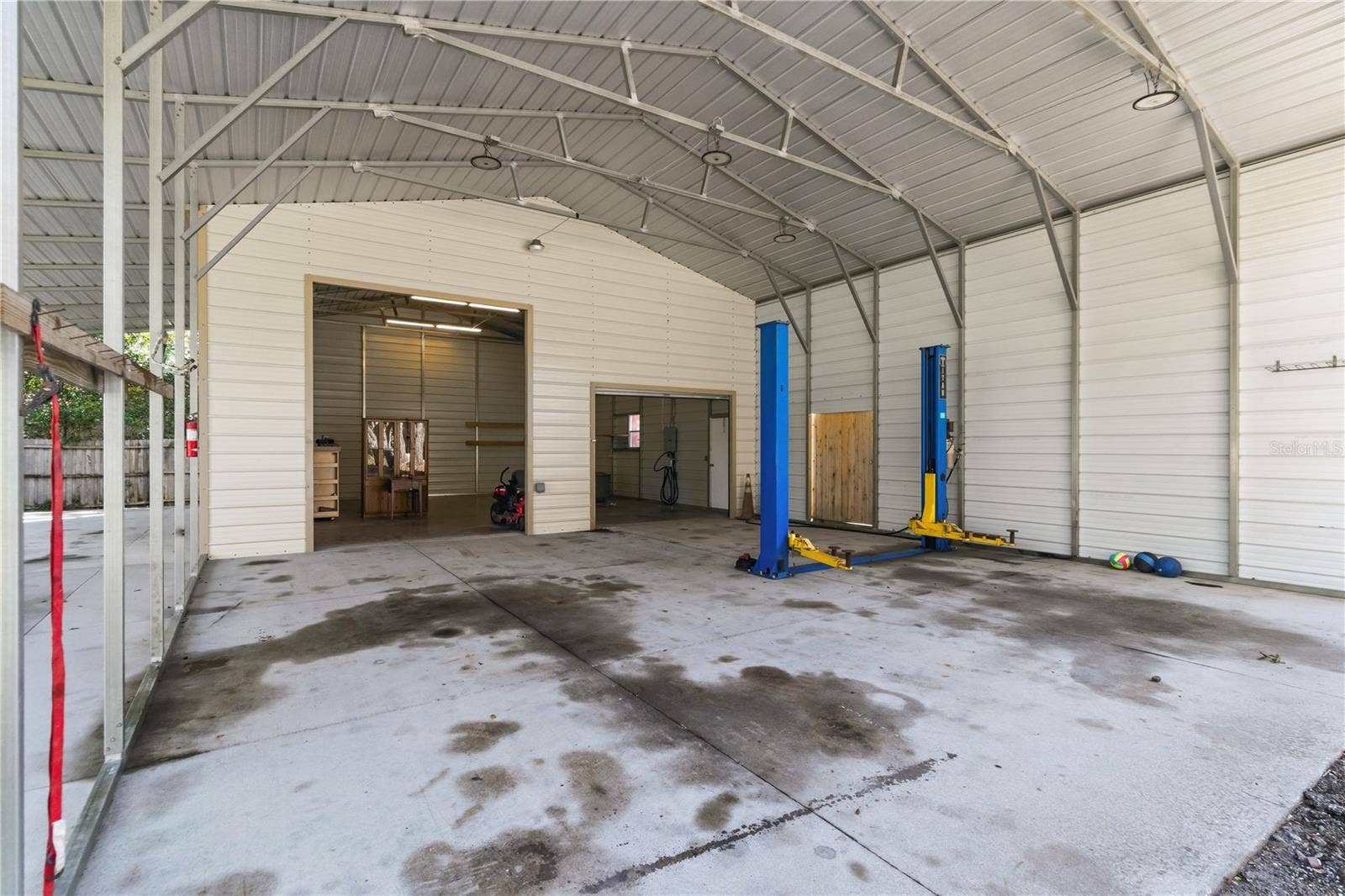 18644 FURMAN DRIVE, Spring Hill, FL 34610 18644 FURMAN DRIVE, Spring Hill, FL 34610