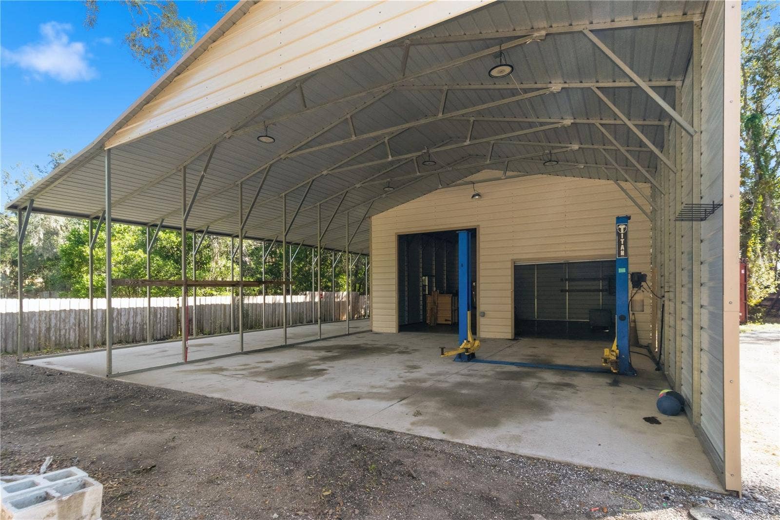 18644 FURMAN DRIVE, Spring Hill, FL 34610 18644 FURMAN DRIVE, Spring Hill, FL 34610