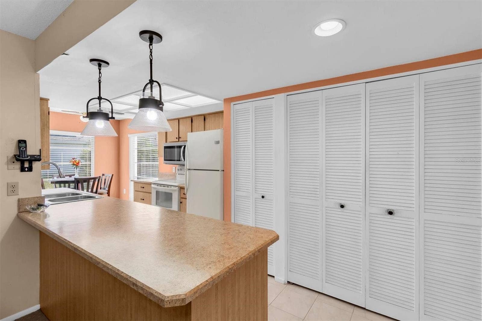 4704 TIBURON DRIVE, New Port Richey, FL 34655 4704 TIBURON DRIVE, New Port Richey, FL 34655