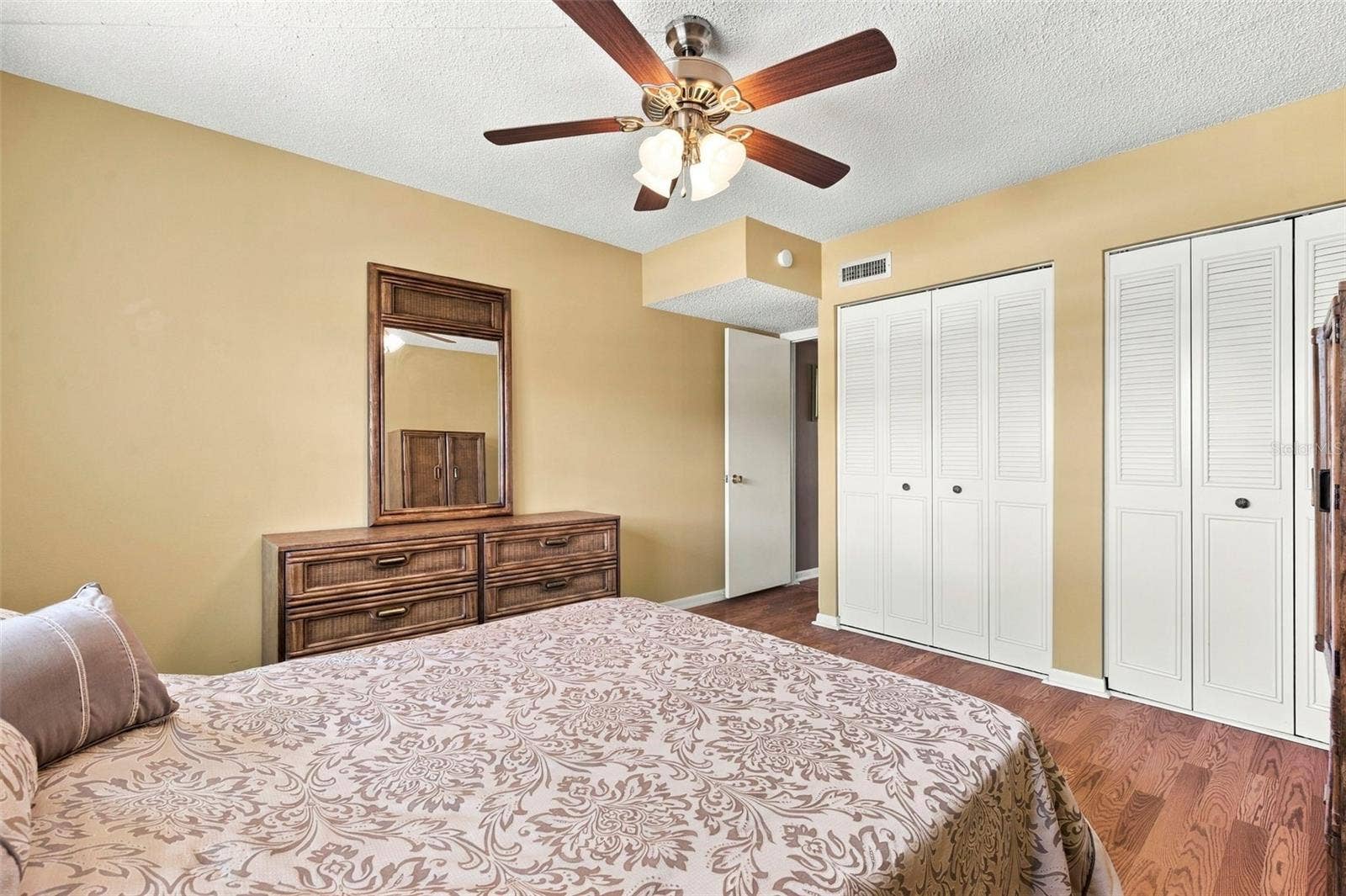 2400 WINDING CREEK BOULEVARD, #3-202, Clearwater, FL 33761