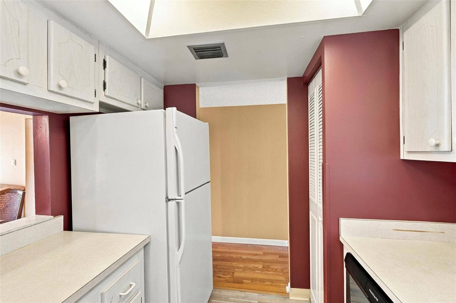 2400 WINDING CREEK BOULEVARD, #3-202, Clearwater, FL 33761