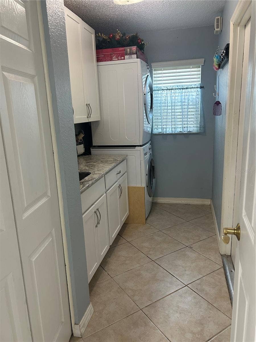 9019 LISMORE COURT, Weeki Wachee, FL 34613 9019 LISMORE COURT, Weeki Wachee, FL 34613