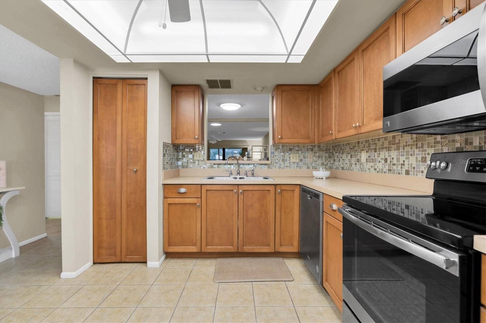 11311 DOLLAR LAKE DRIVE, #6, Port Richey, FL 34668 11311 DOLLAR LAKE DRIVE, #6, Port Richey, FL 34668