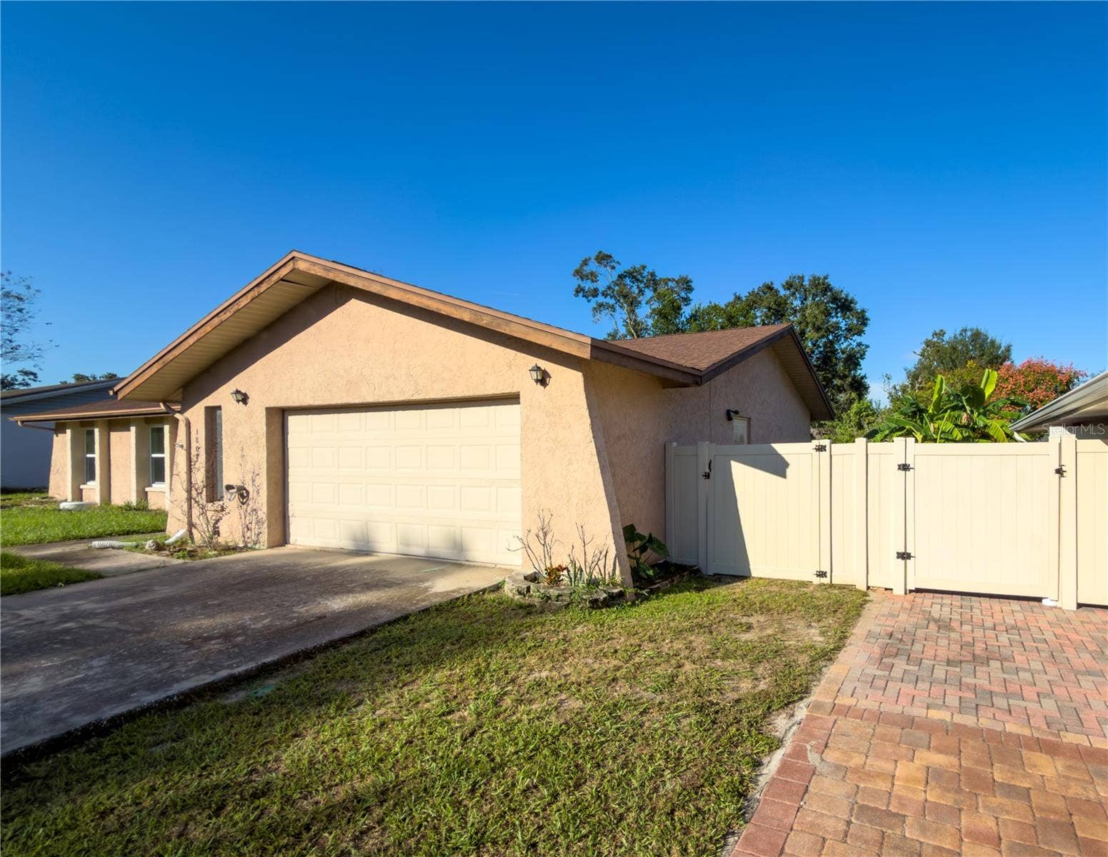 1804 ORANGE HILL DRIVE, Brandon, FL 33510 1804 Orange Hill Dr Right