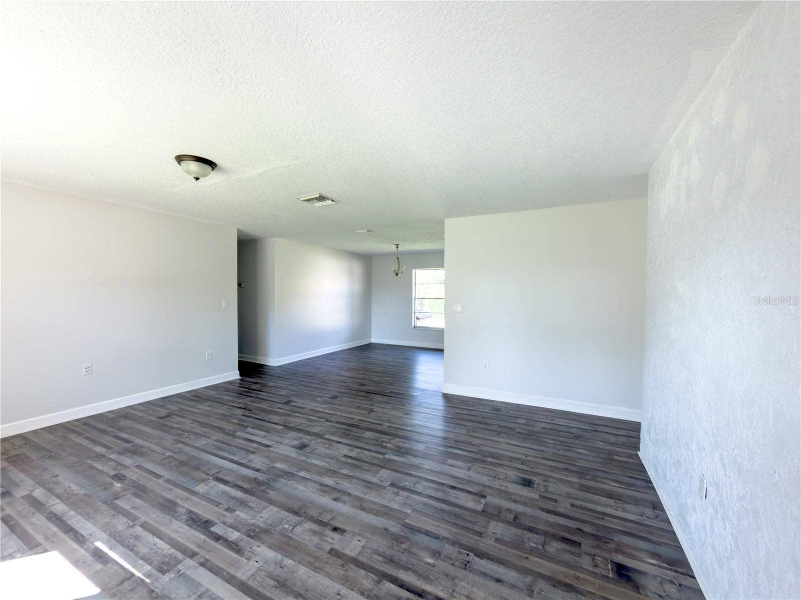 1804 ORANGE HILL DRIVE, Brandon, FL 33510 Living Room