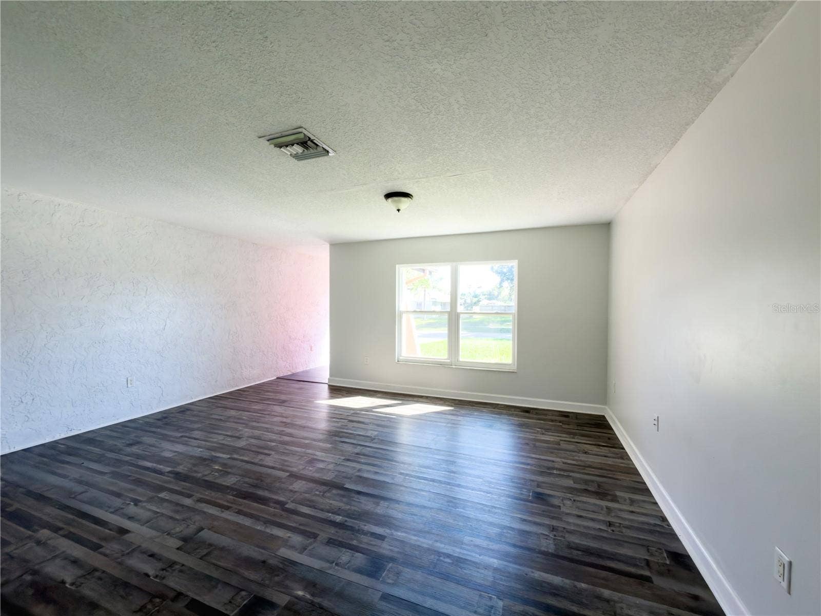 1804 ORANGE HILL DRIVE, Brandon, FL 33510 Living Room