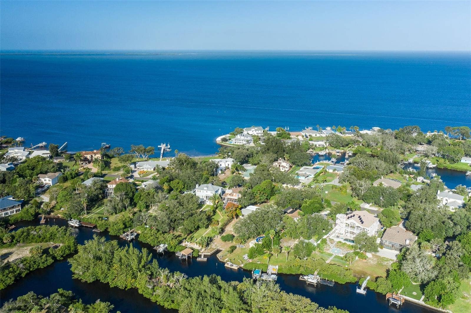 3138 BLUFF BOULEVARD, Holiday, FL 34691 3138 BLUFF BOULEVARD, Holiday, FL 34691