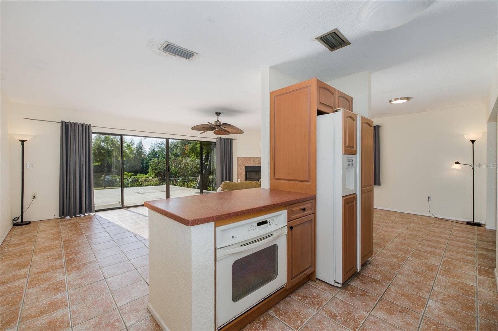 3138 BLUFF BOULEVARD, Holiday, FL 34691 3138 BLUFF BOULEVARD, Holiday, FL 34691