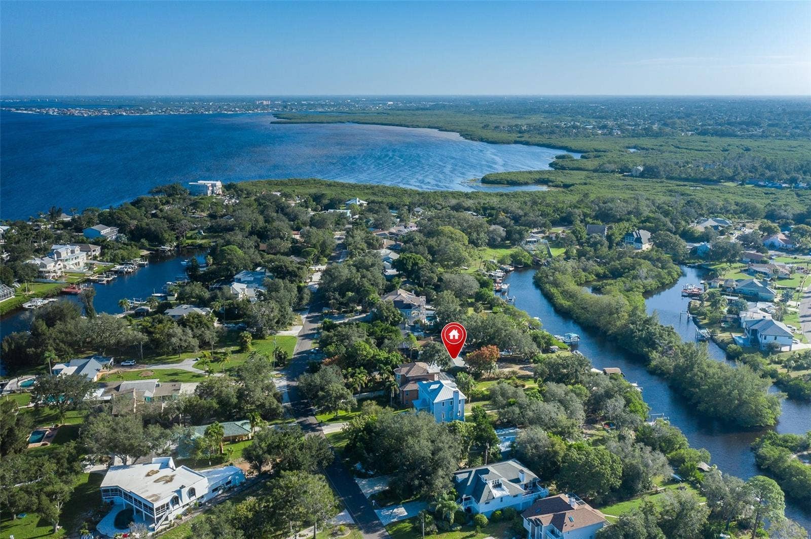 3138 BLUFF BOULEVARD, Holiday, FL 34691 3138 BLUFF BOULEVARD, Holiday, FL 34691