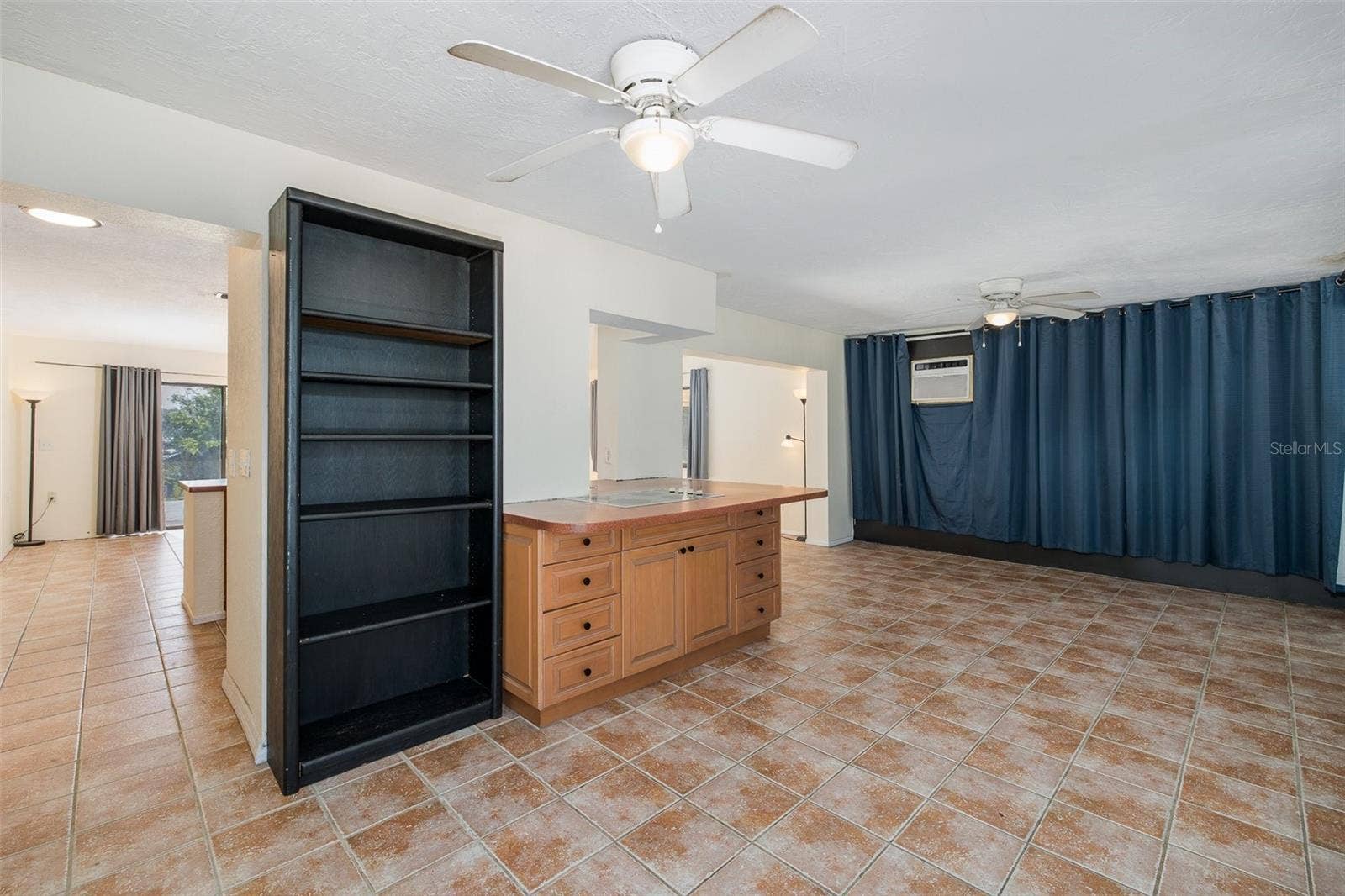 3138 BLUFF BOULEVARD, Holiday, FL 34691 3138 BLUFF BOULEVARD, Holiday, FL 34691