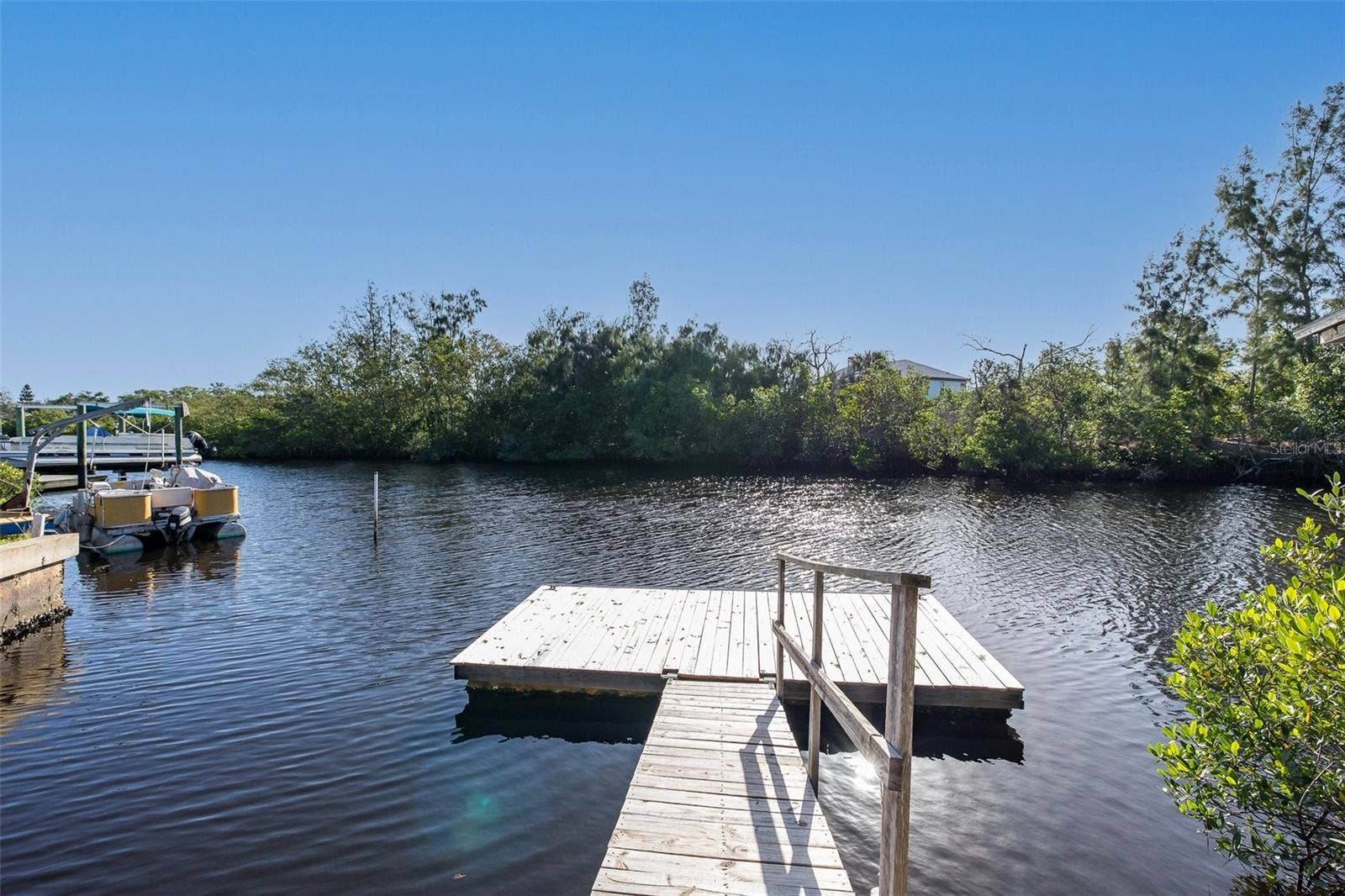 3138 BLUFF BOULEVARD, Holiday, FL 34691 3138 BLUFF BOULEVARD, Holiday, FL 34691