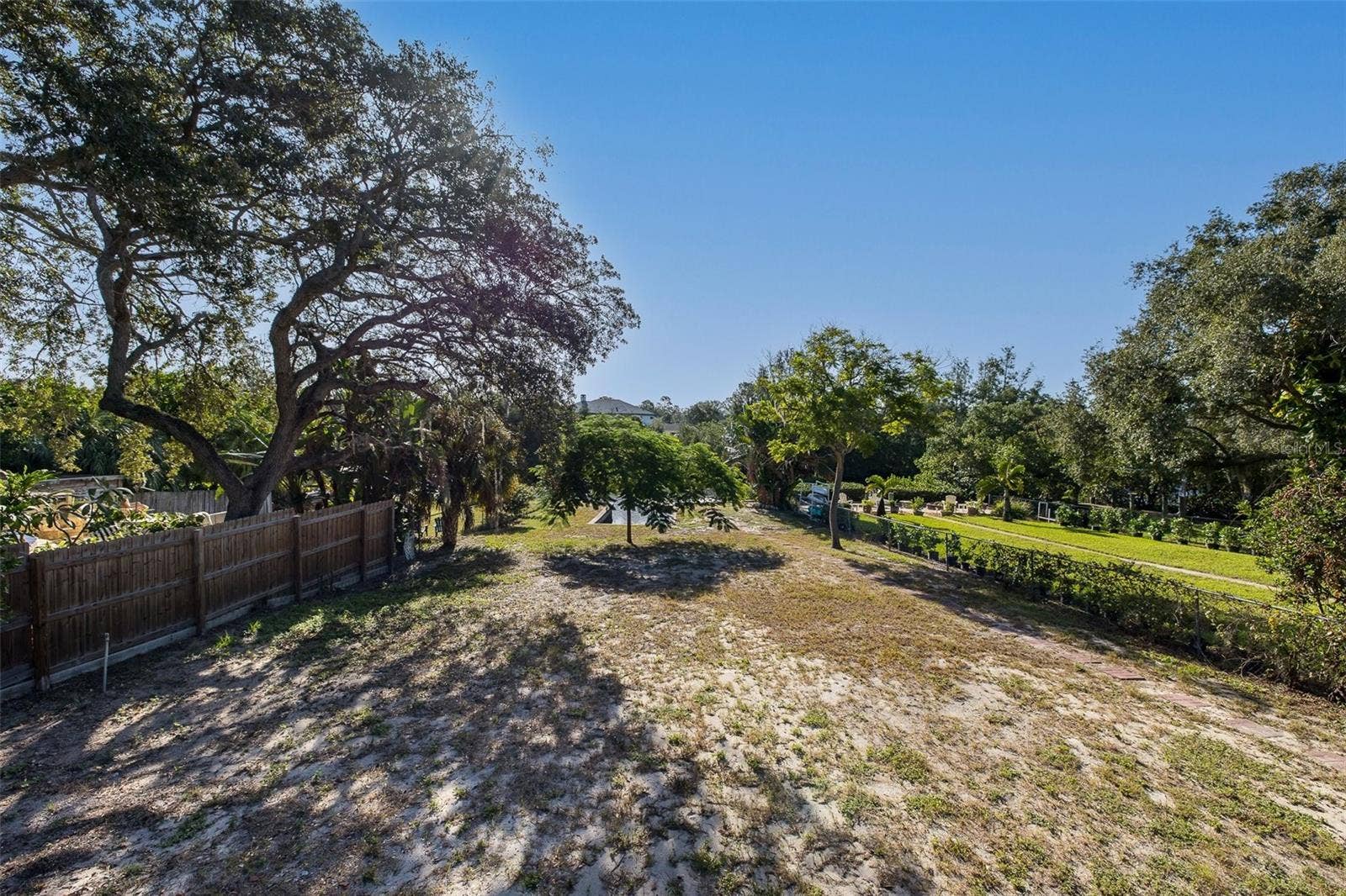 3138 BLUFF BOULEVARD, Holiday, FL 34691 3138 BLUFF BOULEVARD, Holiday, FL 34691