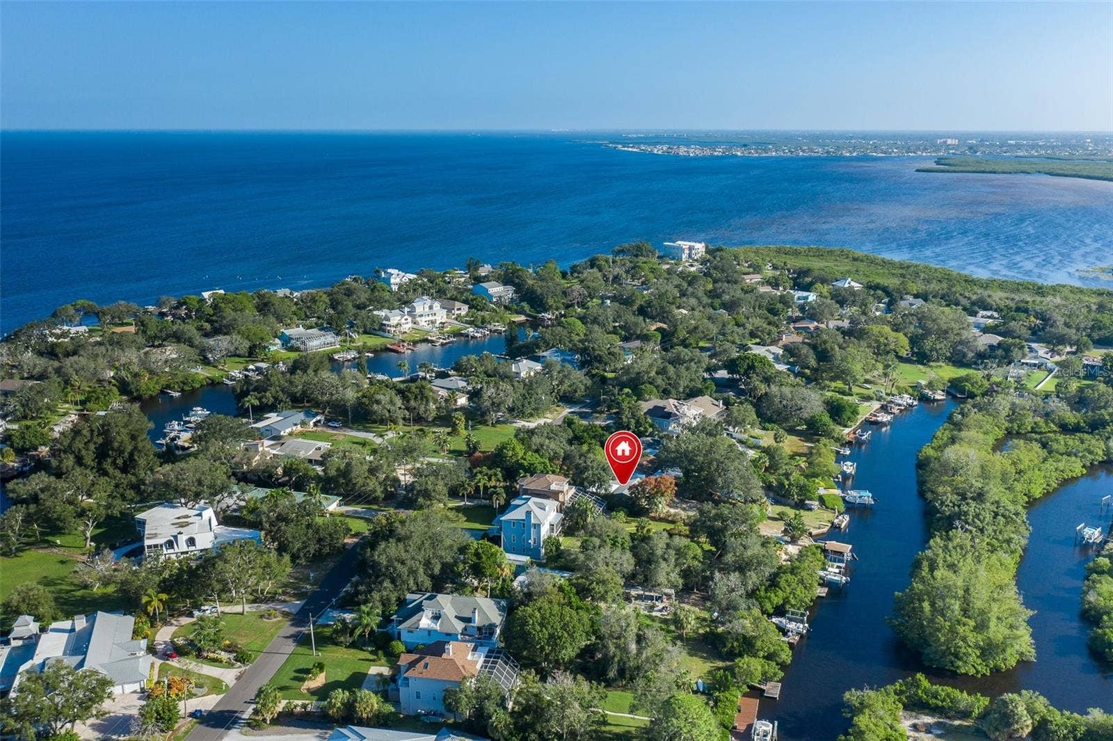 3138 BLUFF BOULEVARD, Holiday, FL 34691 3138 BLUFF BOULEVARD, Holiday, FL 34691