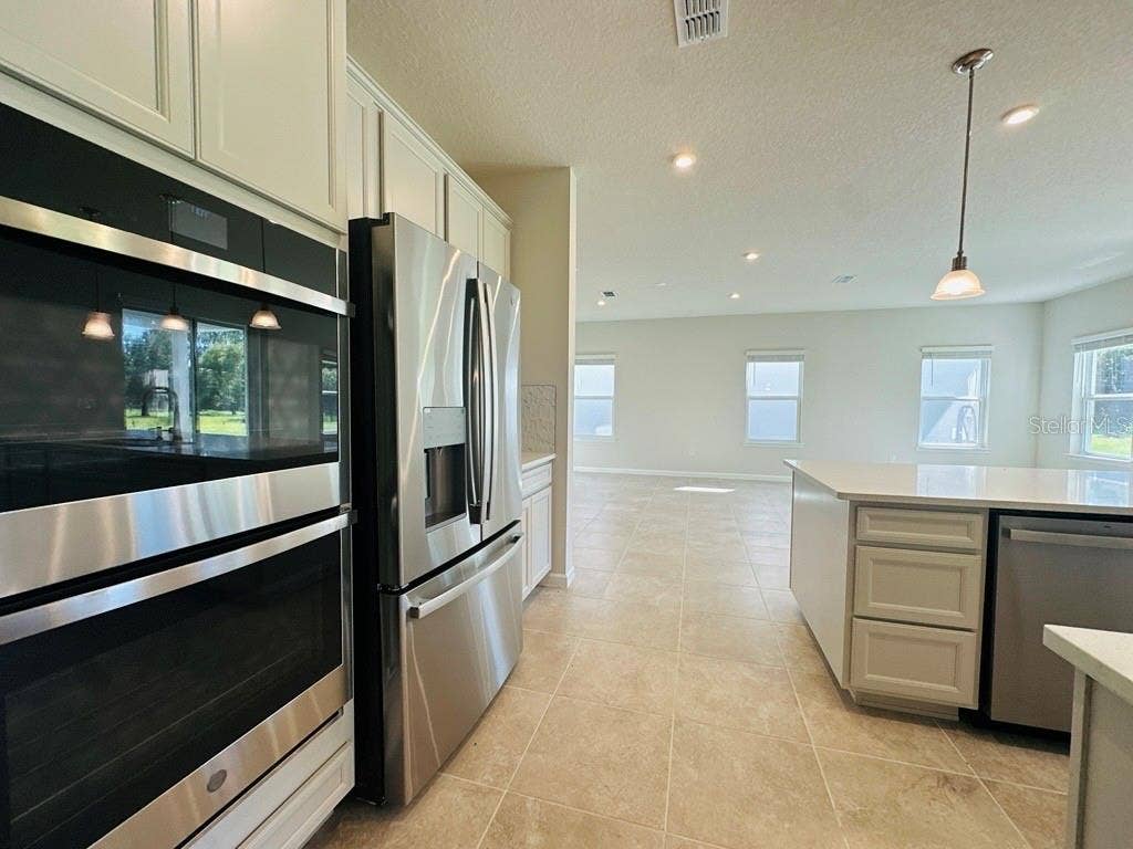 6024 CHESTNUT GROVE PLACE, St Cloud, FL 34771 6024 CHESTNUT GROVE PLACE, St Cloud, FL 34771