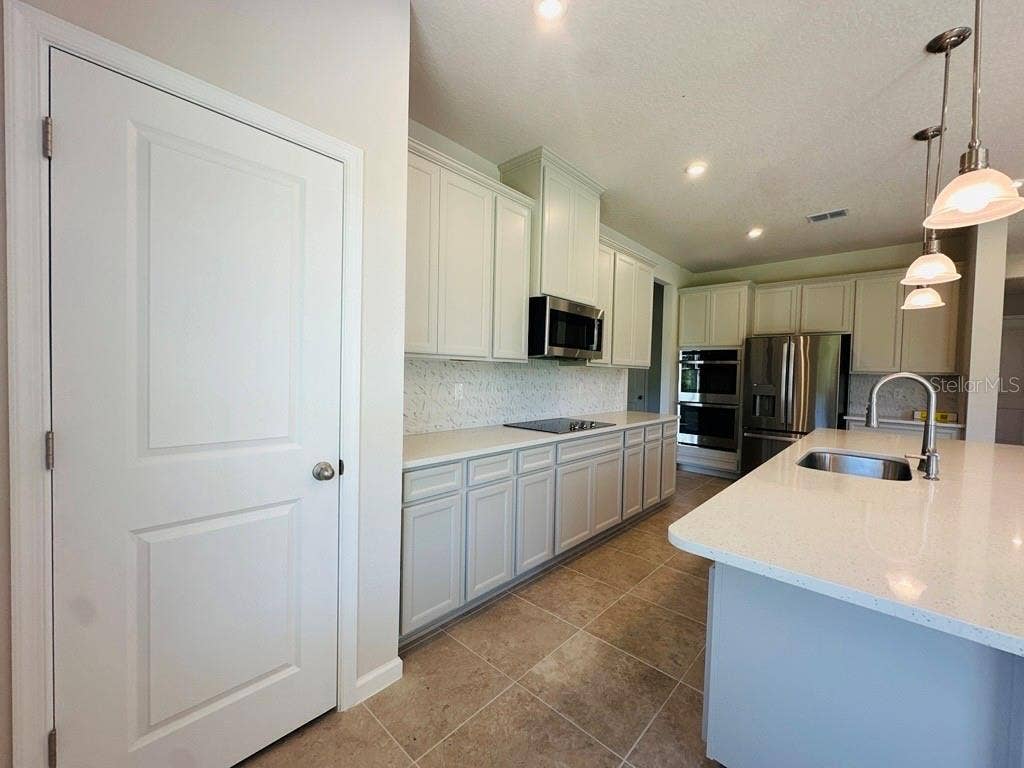 6024 CHESTNUT GROVE PLACE, St Cloud, FL 34771 6024 CHESTNUT GROVE PLACE, St Cloud, FL 34771
