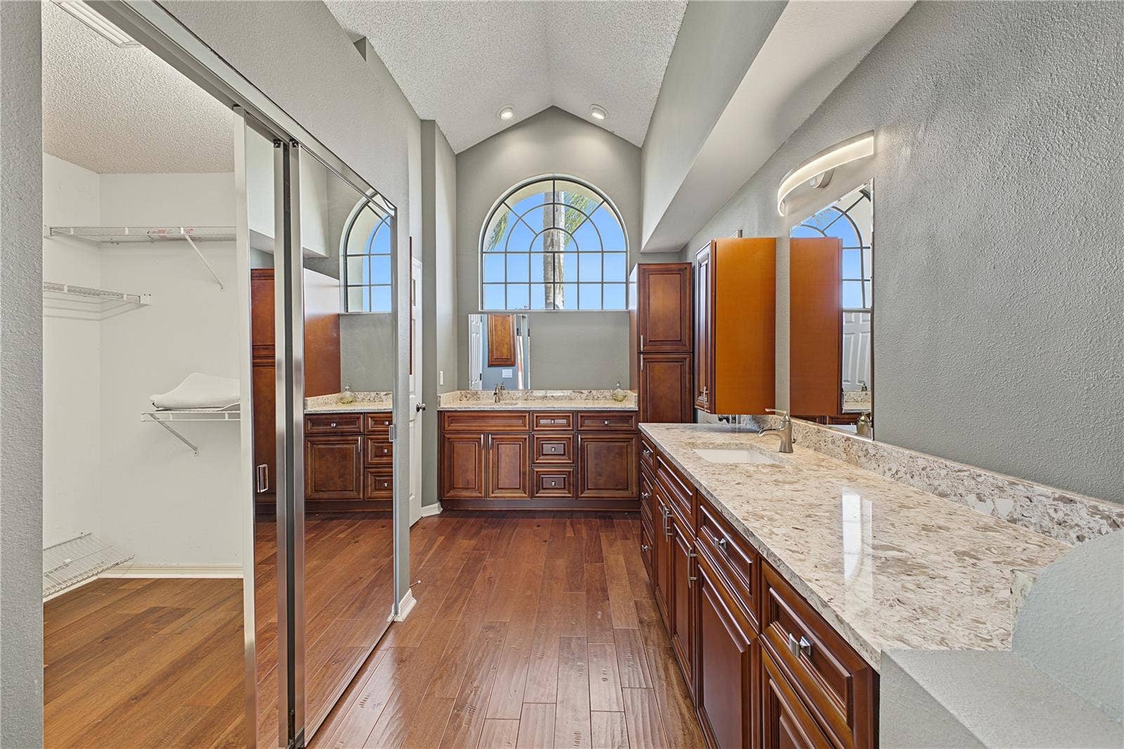 1382 OVERLAND DRIVE, Spring Hill, FL 34608 1382 OVERLAND DRIVE, Spring Hill, FL 34608
