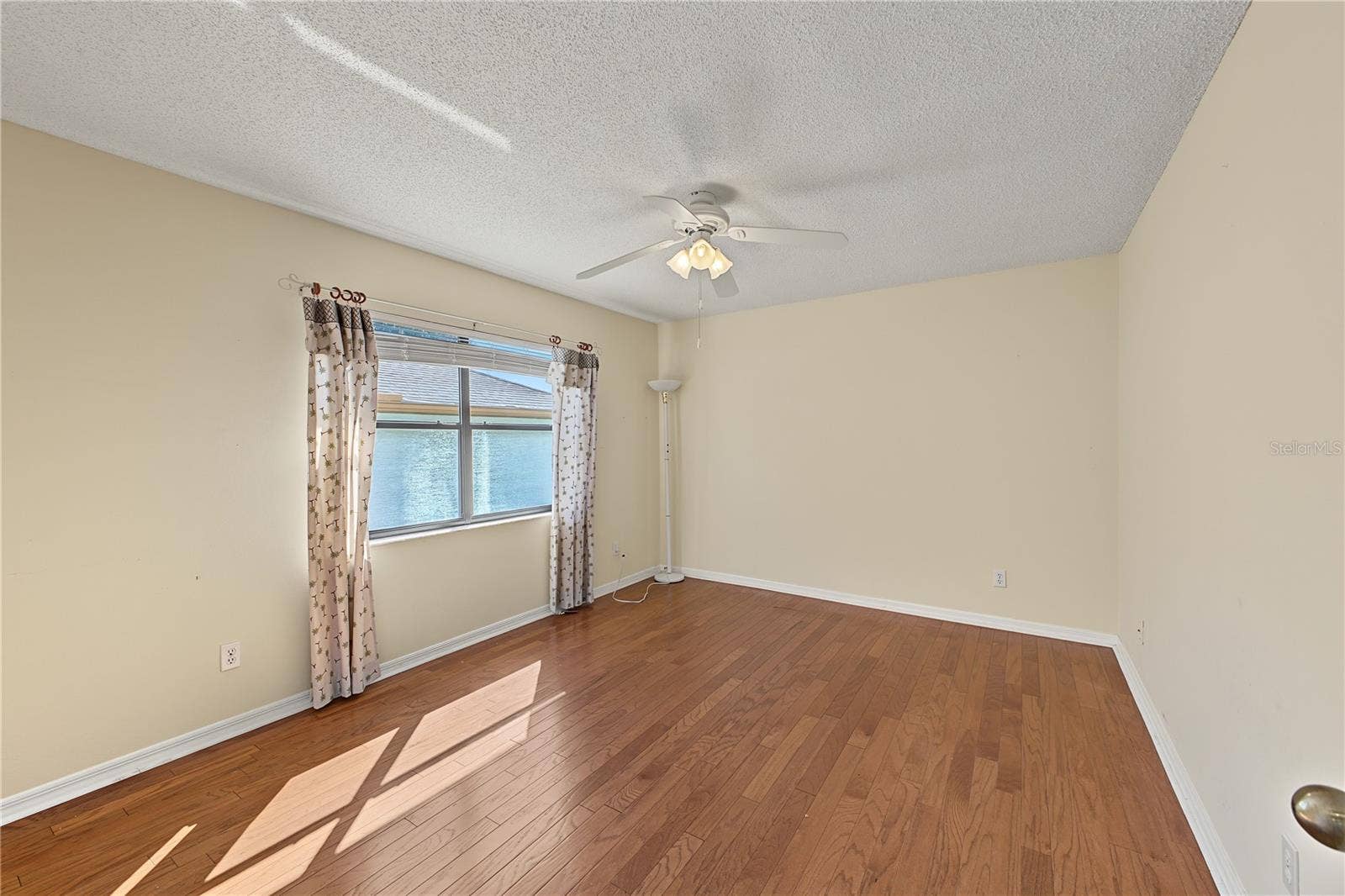 1382 OVERLAND DRIVE, Spring Hill, FL 34608 1382 OVERLAND DRIVE, Spring Hill, FL 34608