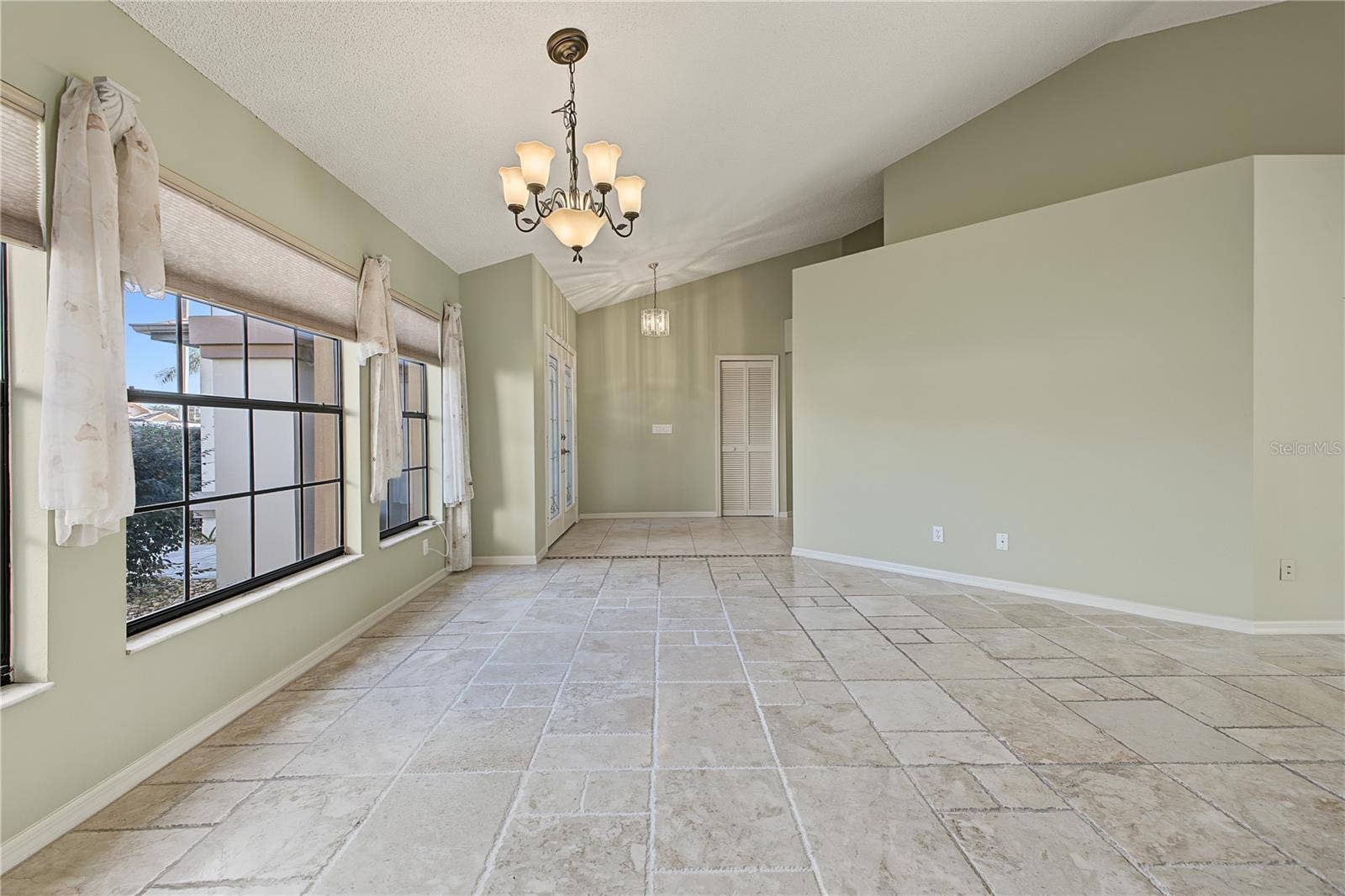 1382 OVERLAND DRIVE, Spring Hill, FL 34608 1382 OVERLAND DRIVE, Spring Hill, FL 34608