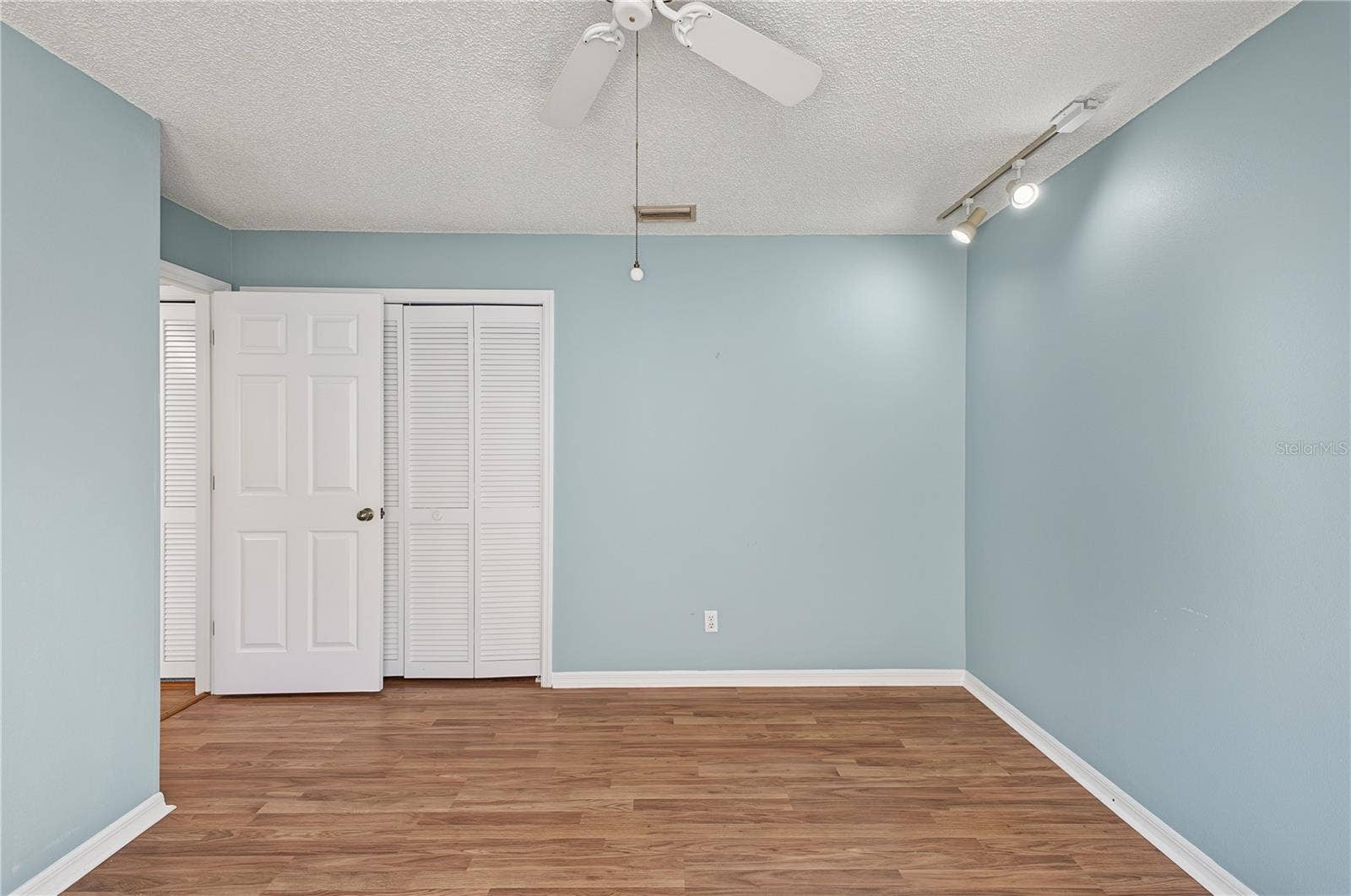 1382 OVERLAND DRIVE, Spring Hill, FL 34608 1382 OVERLAND DRIVE, Spring Hill, FL 34608