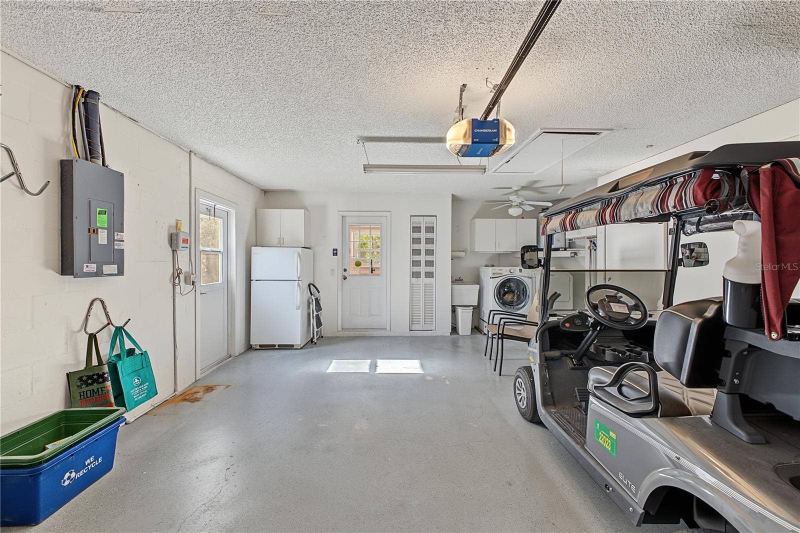 6318 DARIEN WAY, Spring Hill, FL 34606 6318 DARIEN WAY, Spring Hill, FL 34606