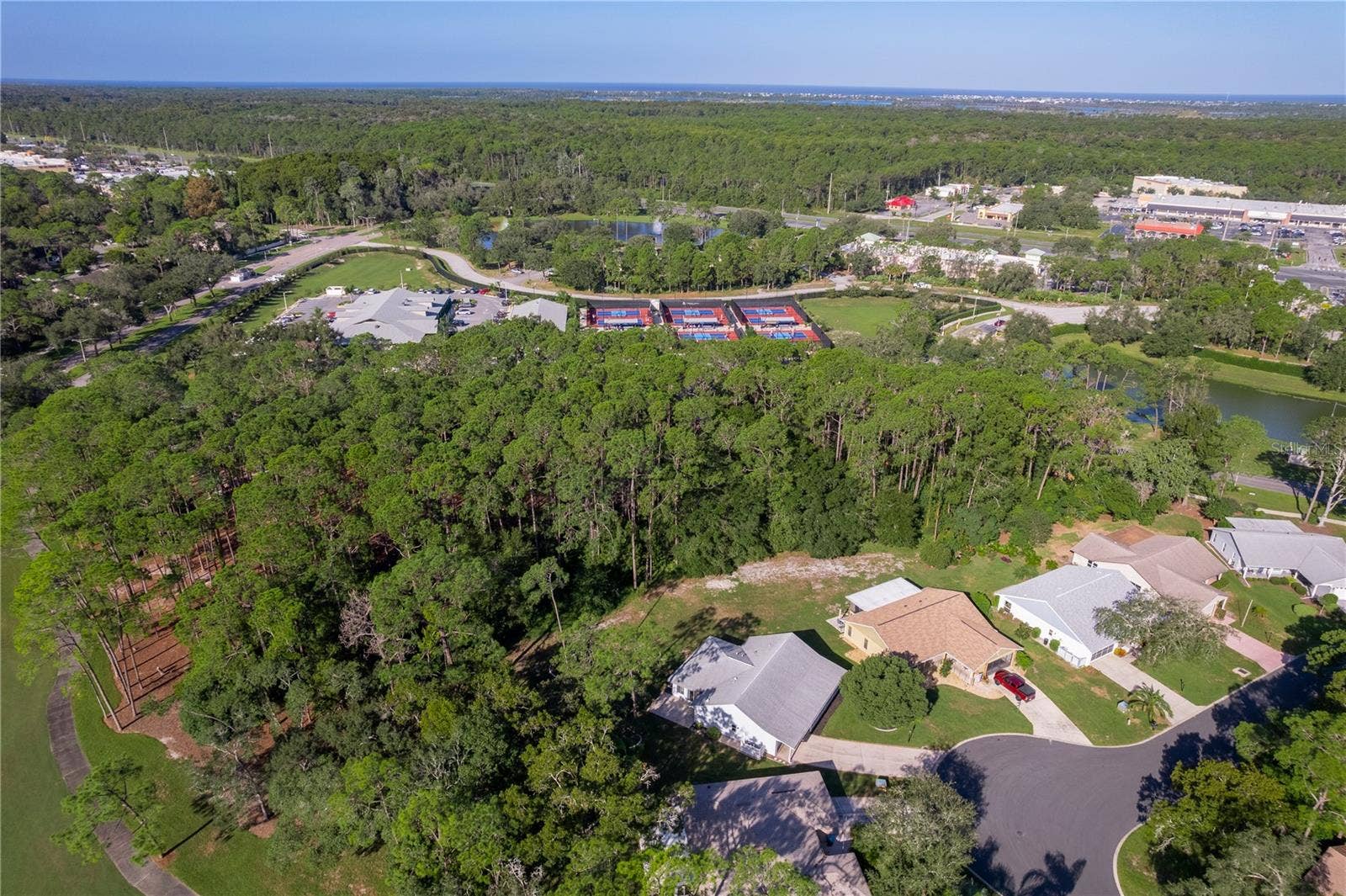 6318 DARIEN WAY, Spring Hill, FL 34606 6318 DARIEN WAY, Spring Hill, FL 34606