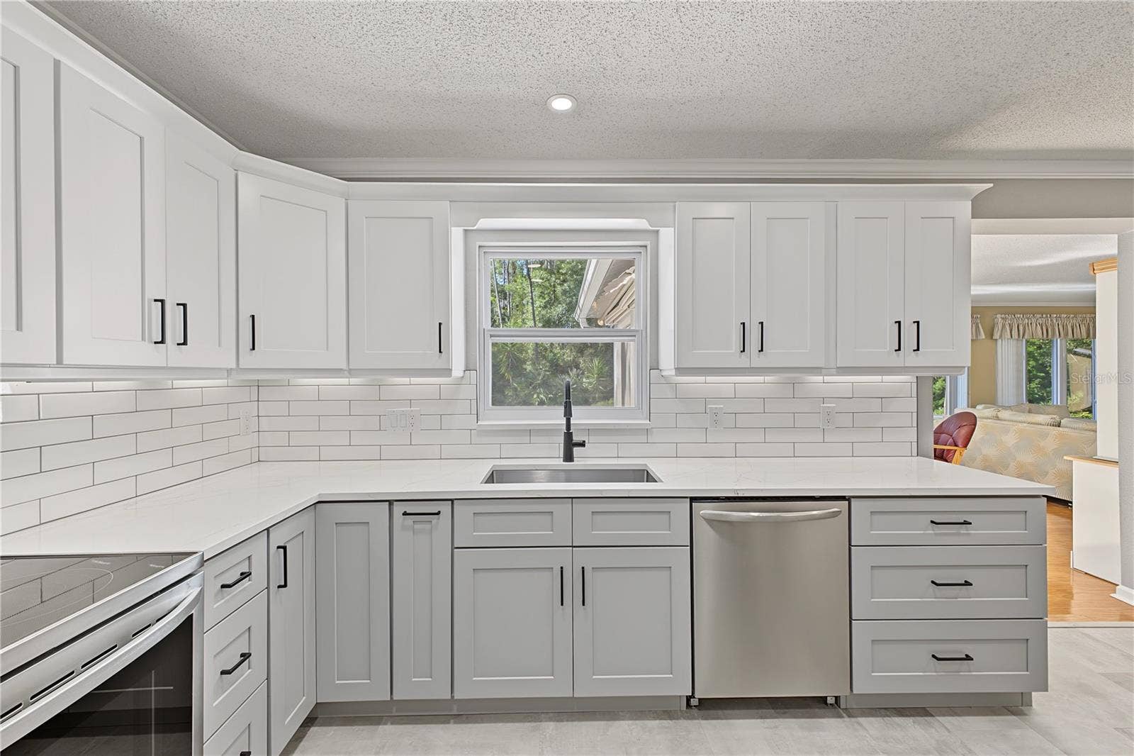 6318 DARIEN WAY, Spring Hill, FL 34606 6318 DARIEN WAY, Spring Hill, FL 34606