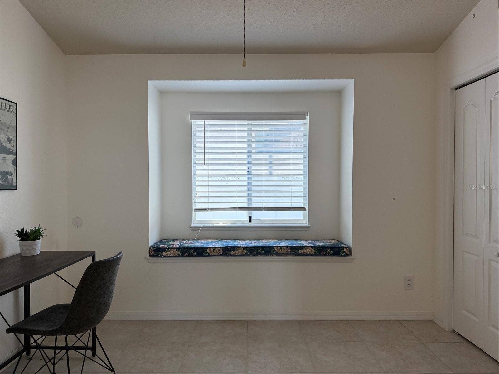 Window seat
