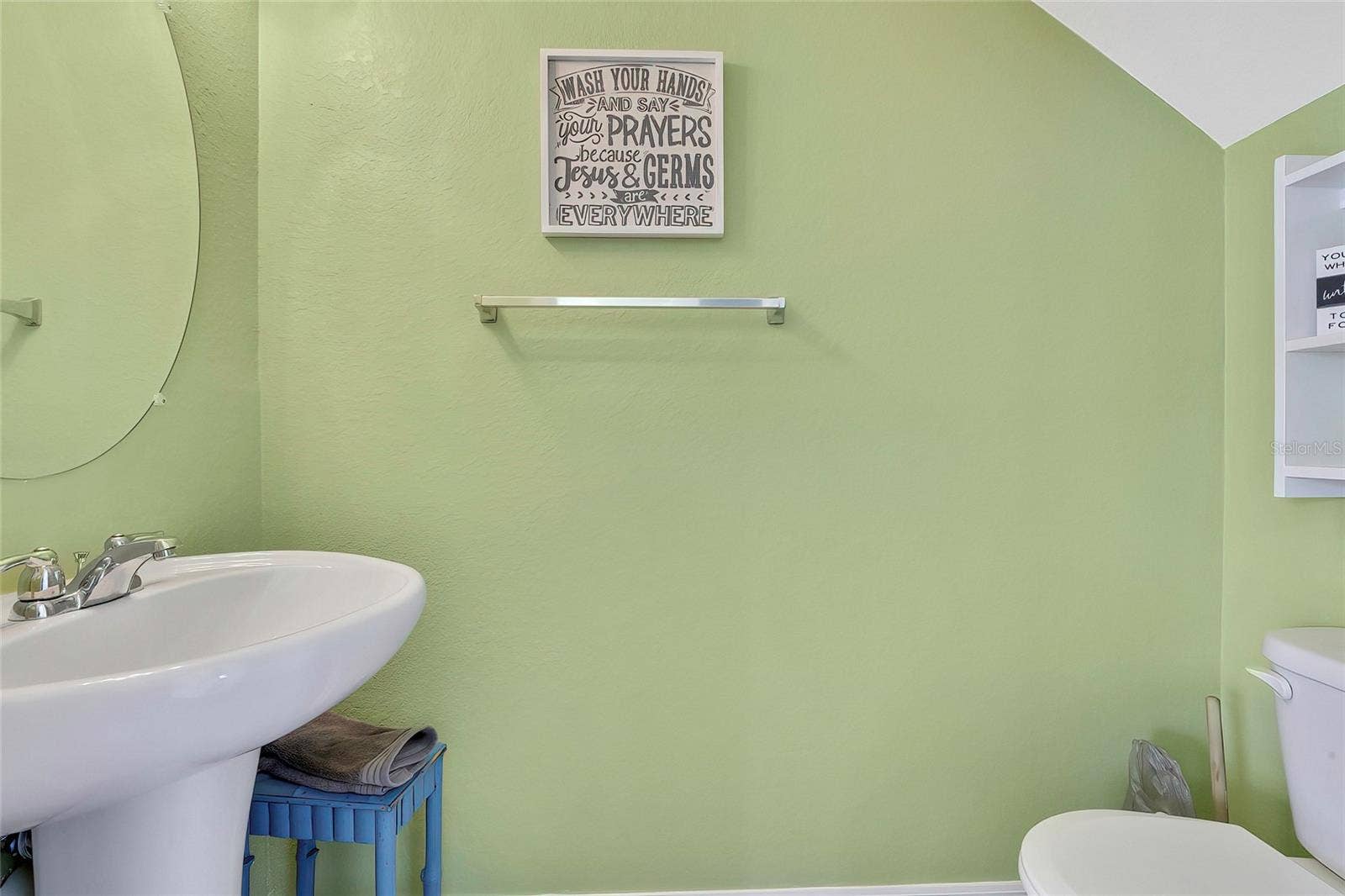 4166 SAND RIDGE BOULEVARD, Spring Hill, FL 34609 Half bath on main floor