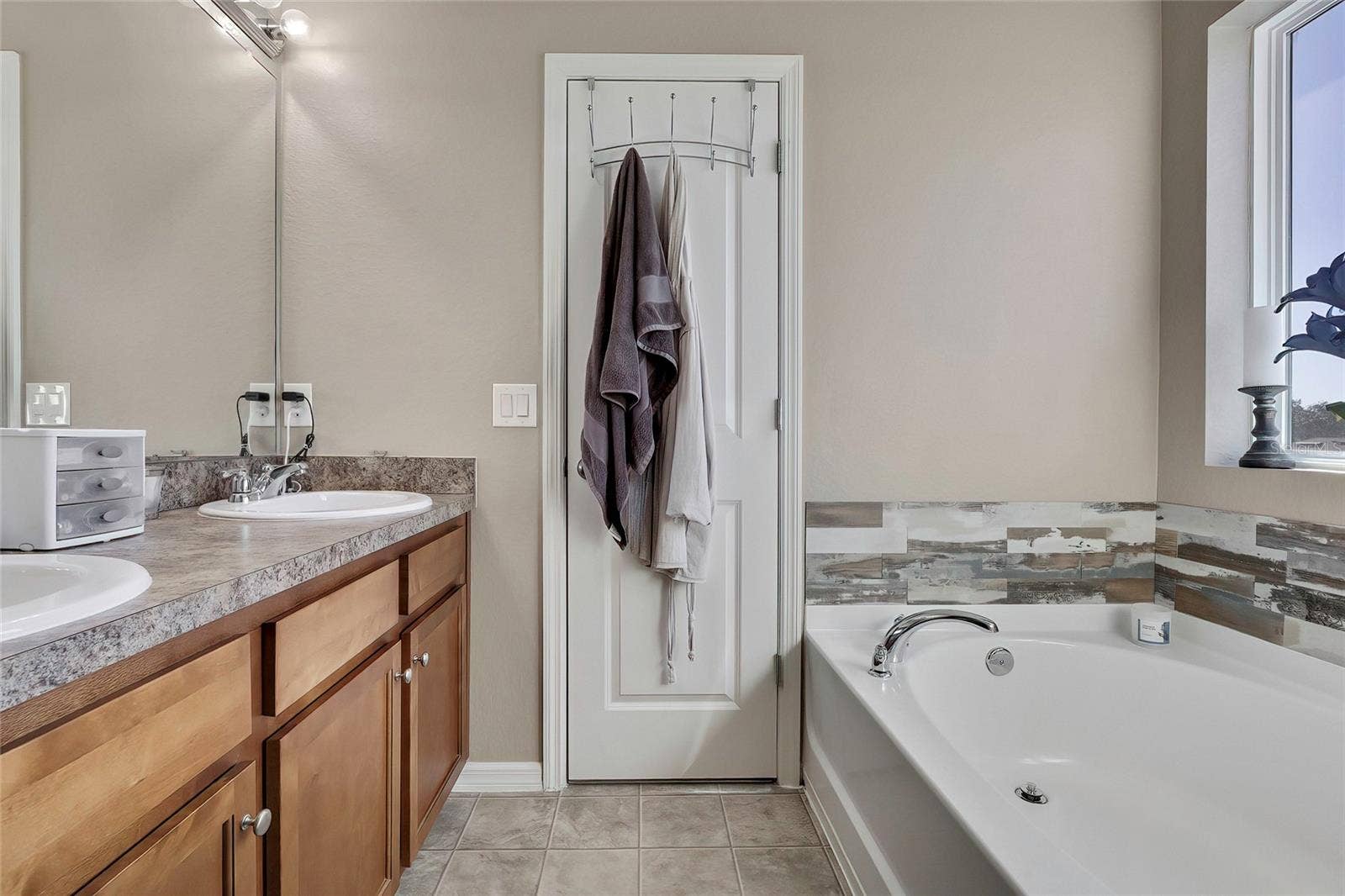 4166 SAND RIDGE BOULEVARD, Spring Hill, FL 34609 Master Bath