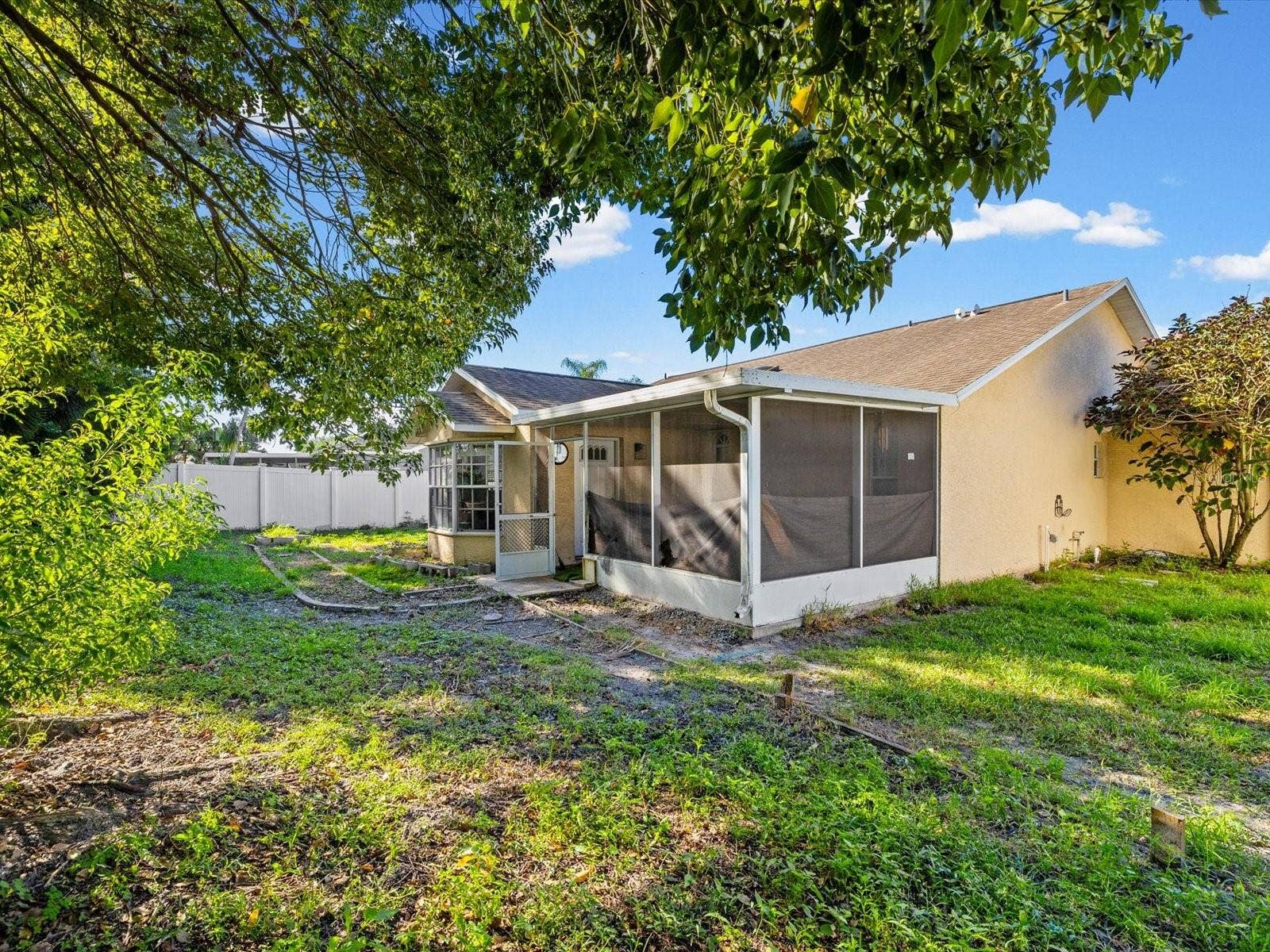 8350 ROYAL HART DRIVE, New Port Richey, FL 34653 8350 ROYAL HART DRIVE, New Port Richey, FL 34653